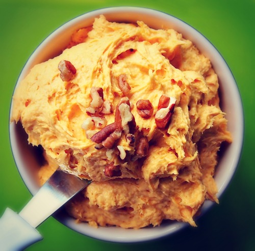 Pumpkin Cake Batter Dip – 25 Calorie Per Serving!