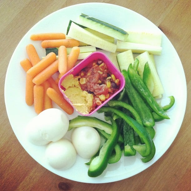 Healthy Snack Plate: Veggies & Hummus