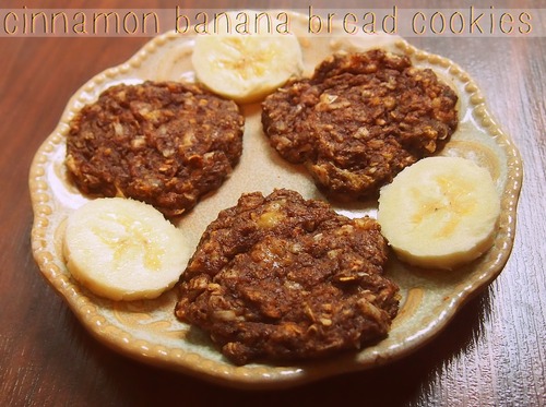 30 Calorie Cinnamon Banana Bread Cookies (No sugar added, vegan, & gluten free)