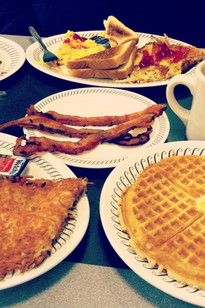 A Waffle House First Timer!