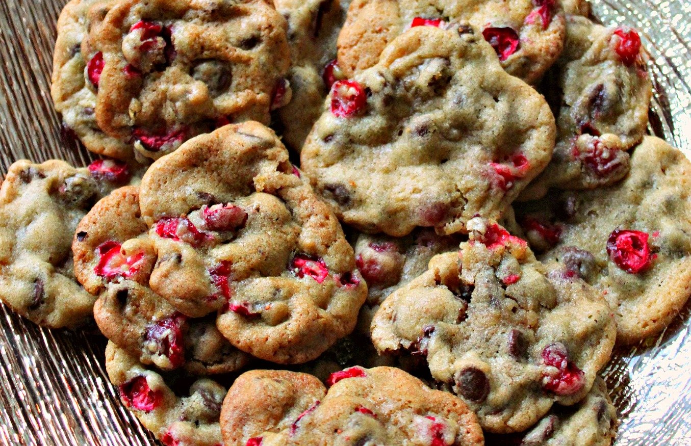 Cranberry Chocolate Chip Cookies - Simply Taralynn