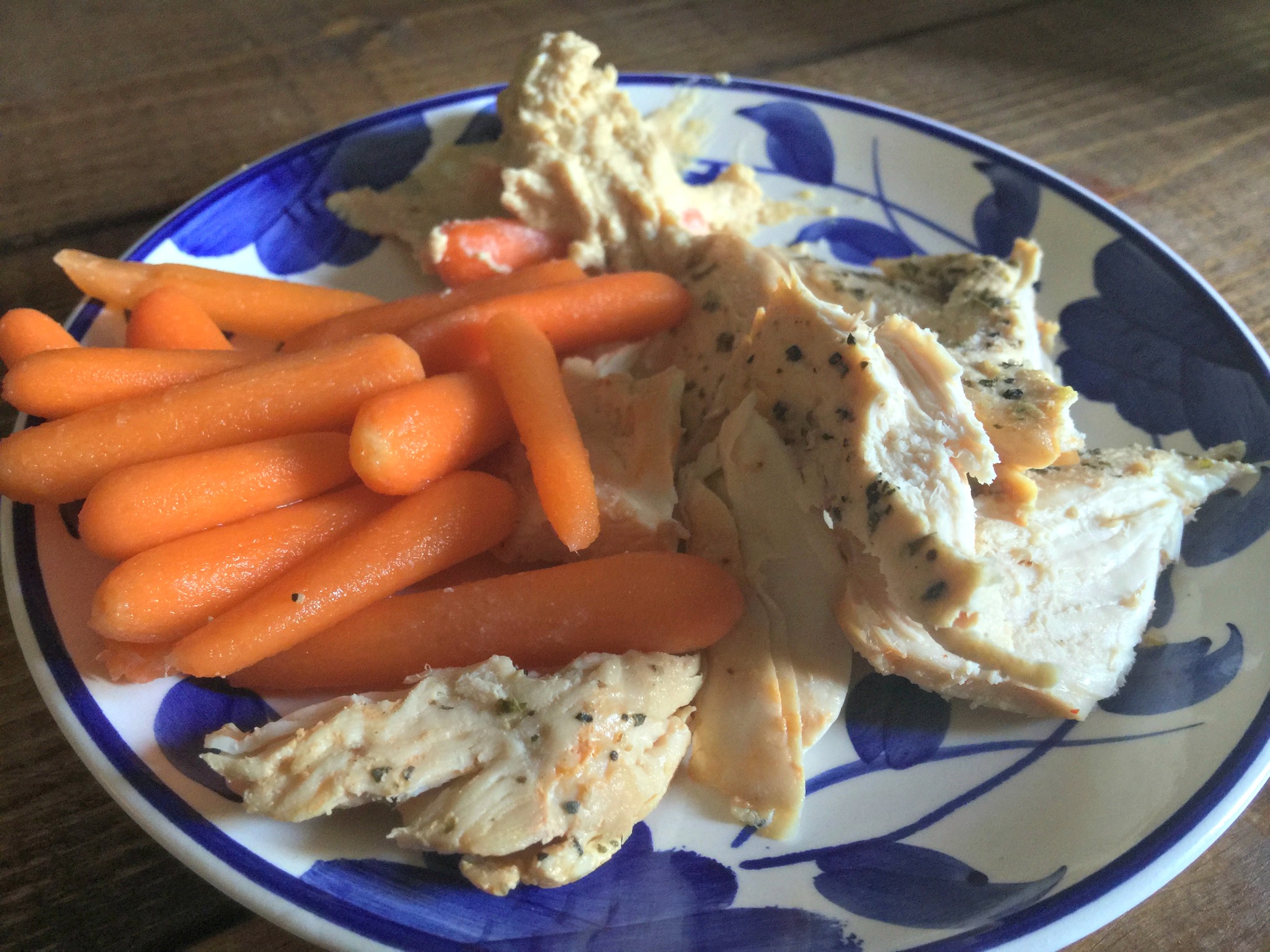 chicken, carrots, and hummus 
