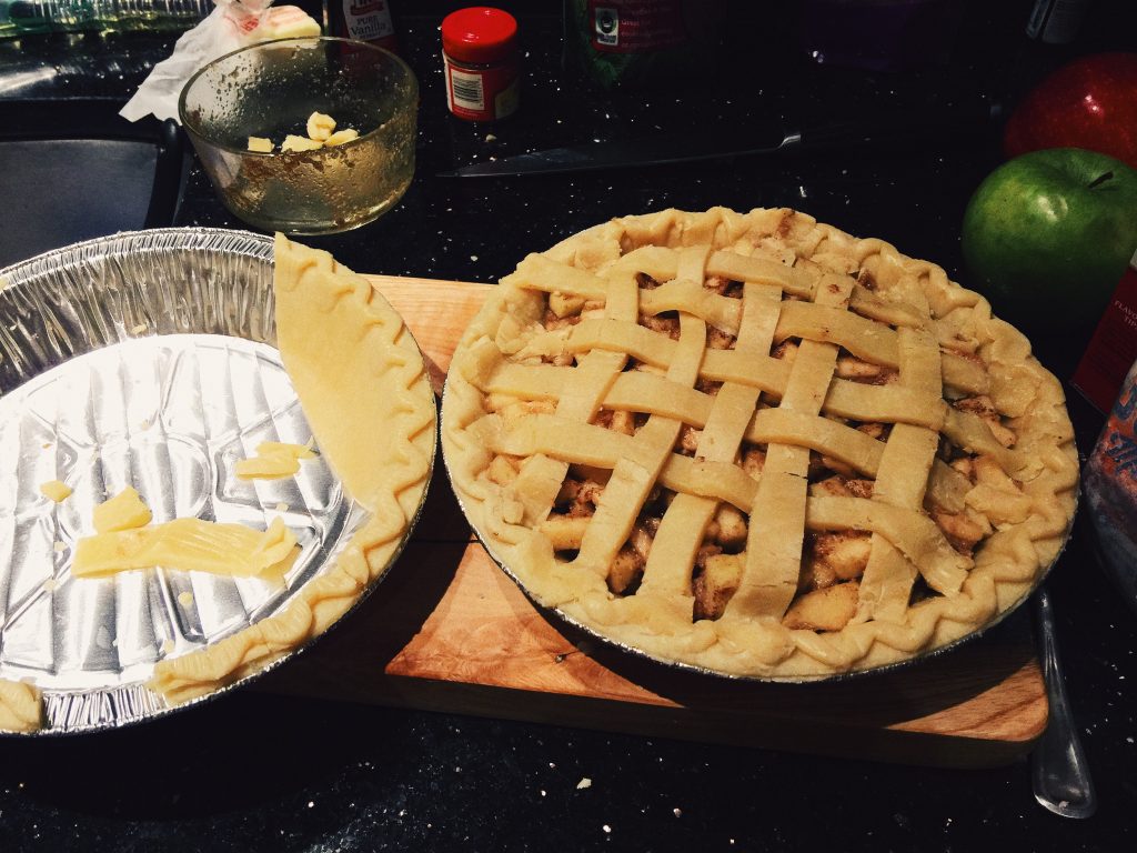 Last Minute Apple Pie & It's to die for! 