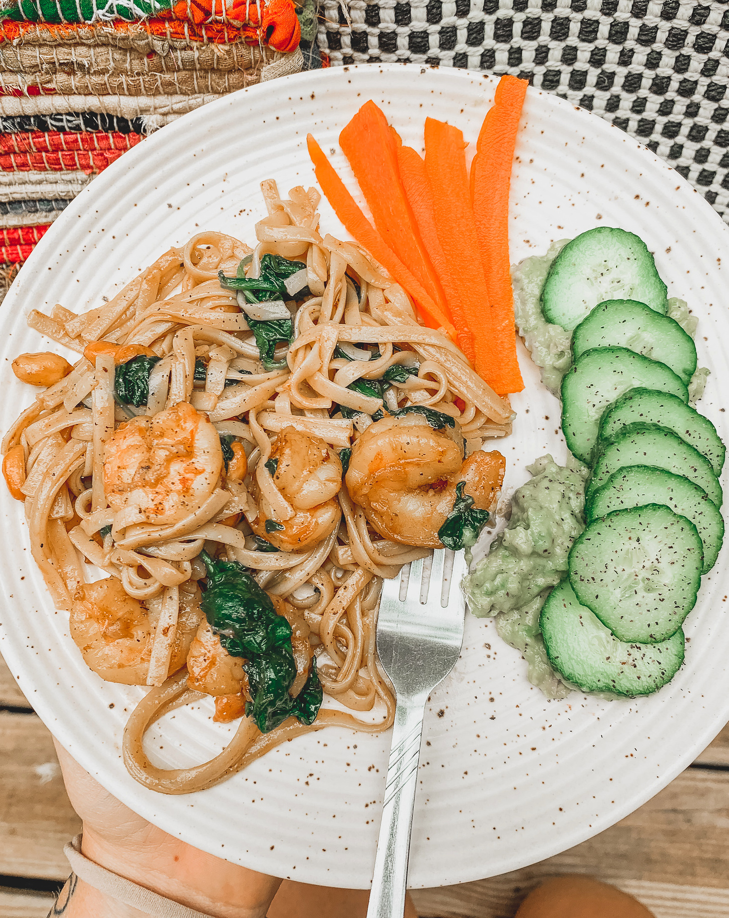 gluten free pad Thai, rice noodles, recipe, tasty, food, dinner, dairy free, pescatarian, seafood, healthy living lifestyle blog