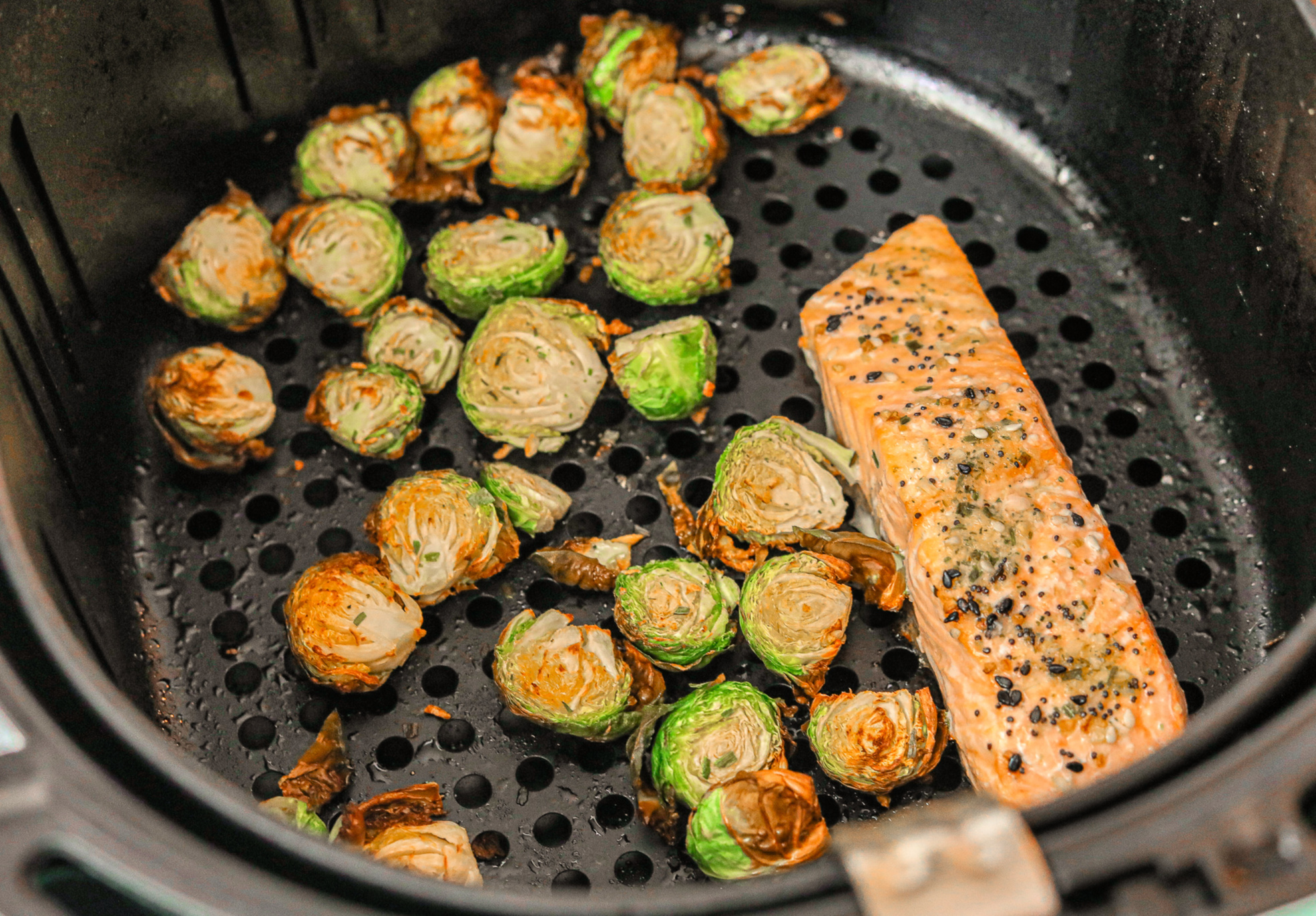 air fryer salmon, trader joes, Brussels sprouts, whole30, whole30 food, whole30 recipes, whole30 lunch, gluten free, dairy free, Brussels sprouts crispy, air fried, air fryer, eat better, Whole Foods, grain free, low carb
