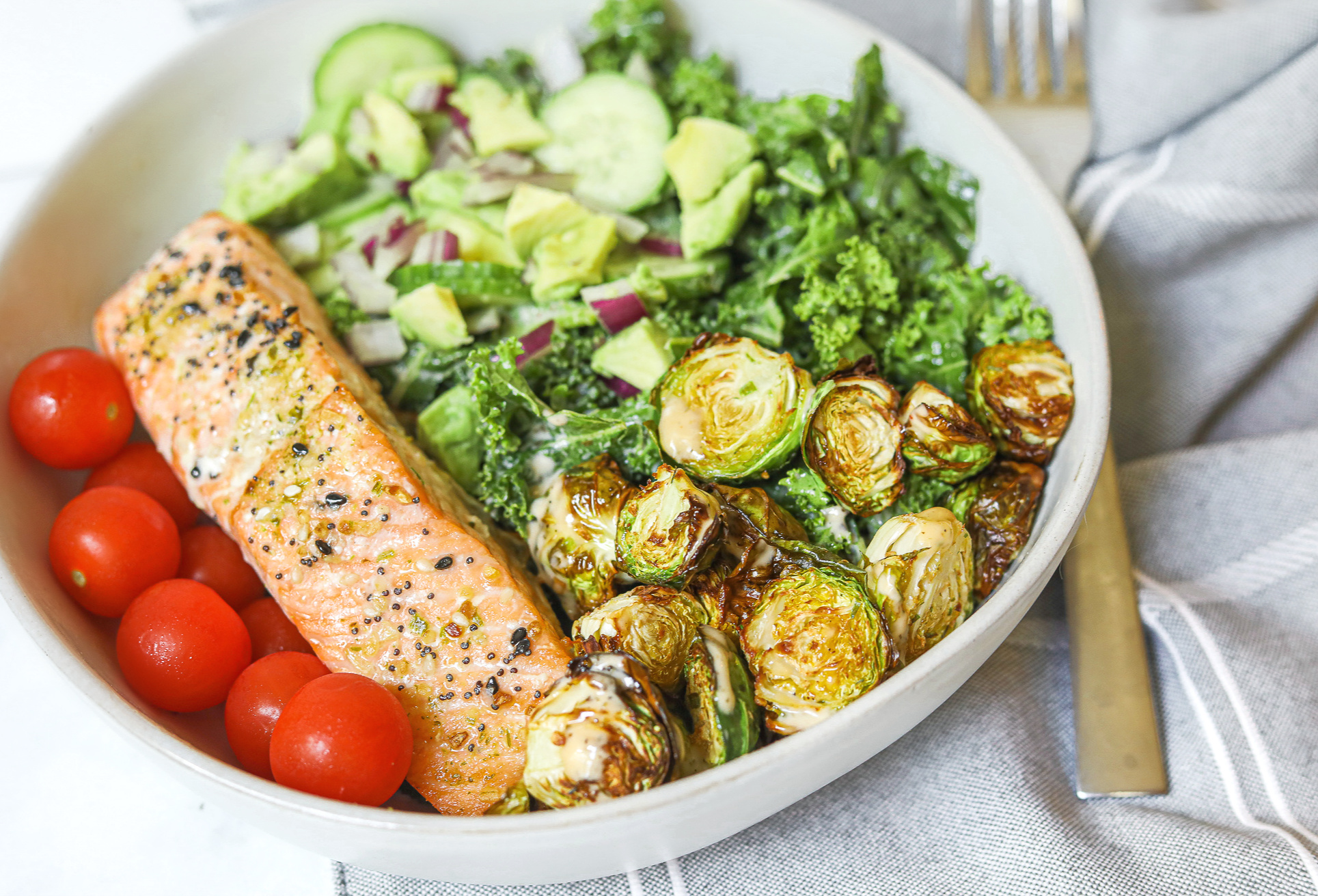 air fryer salmon, trader joes, Brussels sprouts, whole30, whole30 food, whole30 recipes, whole30 lunch, gluten free, dairy free, Brussels sprouts crispy, air fried, air fryer, eat better, Whole Foods, grain free, low carb