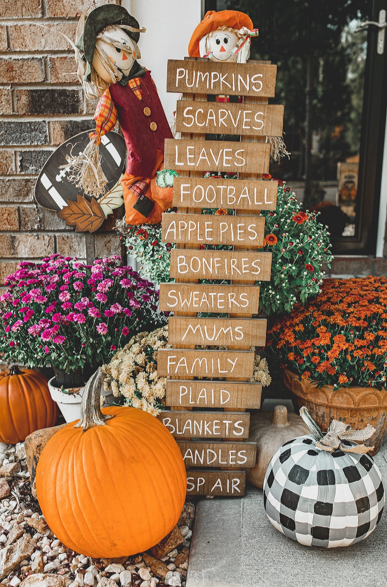 Front Porch for Fall: Painted Plaid Pumpkin & Diy Fall Plank Sign!