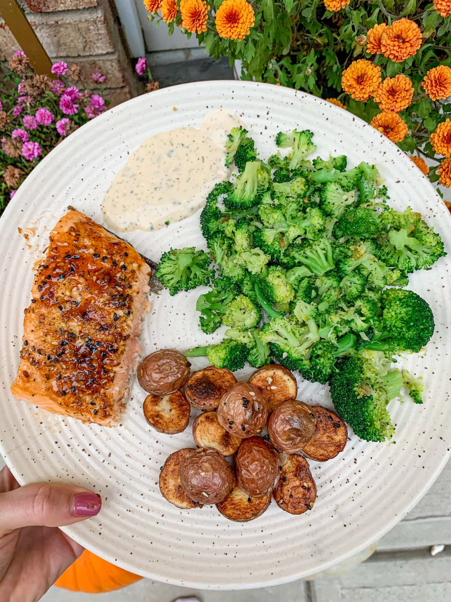 salmon, potatoes, healthy dinner, simply taralynn, broccoli, food