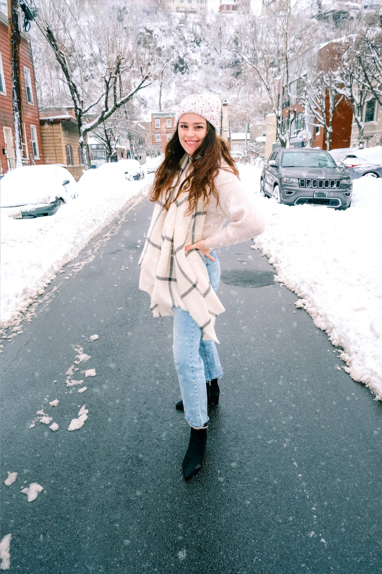 Embracing the Winter Snow Storm in the City, Fun Photos - Simply Taralynn