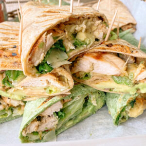 chicken, grilled chicken, caesar, chicken caesar wraps, salads, wraps, grilled, low carb, low carb chicken Caesar salad wraps, parmesan, dinner, healthy. eating, light, quick food, yum