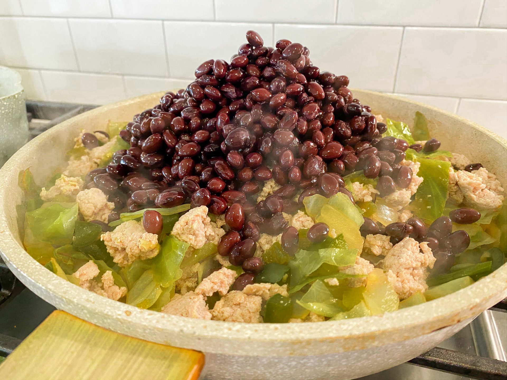go to dinner, eating healthy after a trip, gluten-free, dairy-free, protein, healthy bowl, chipotle copy cat, ground turkey, siiete, black beans, turkey, the best dinner, weight loss meal, food