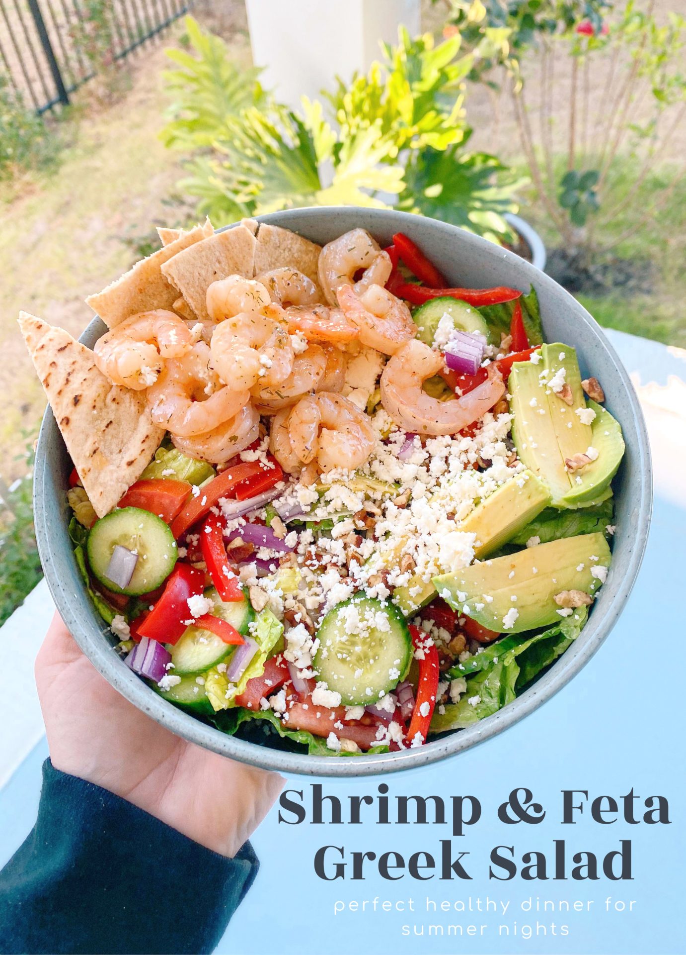 Healthy, Greek Salad, Pita, Feta, Shrimp, Greek Salad Dressing, Healthy dinner, The yummiest fresh salad recipe