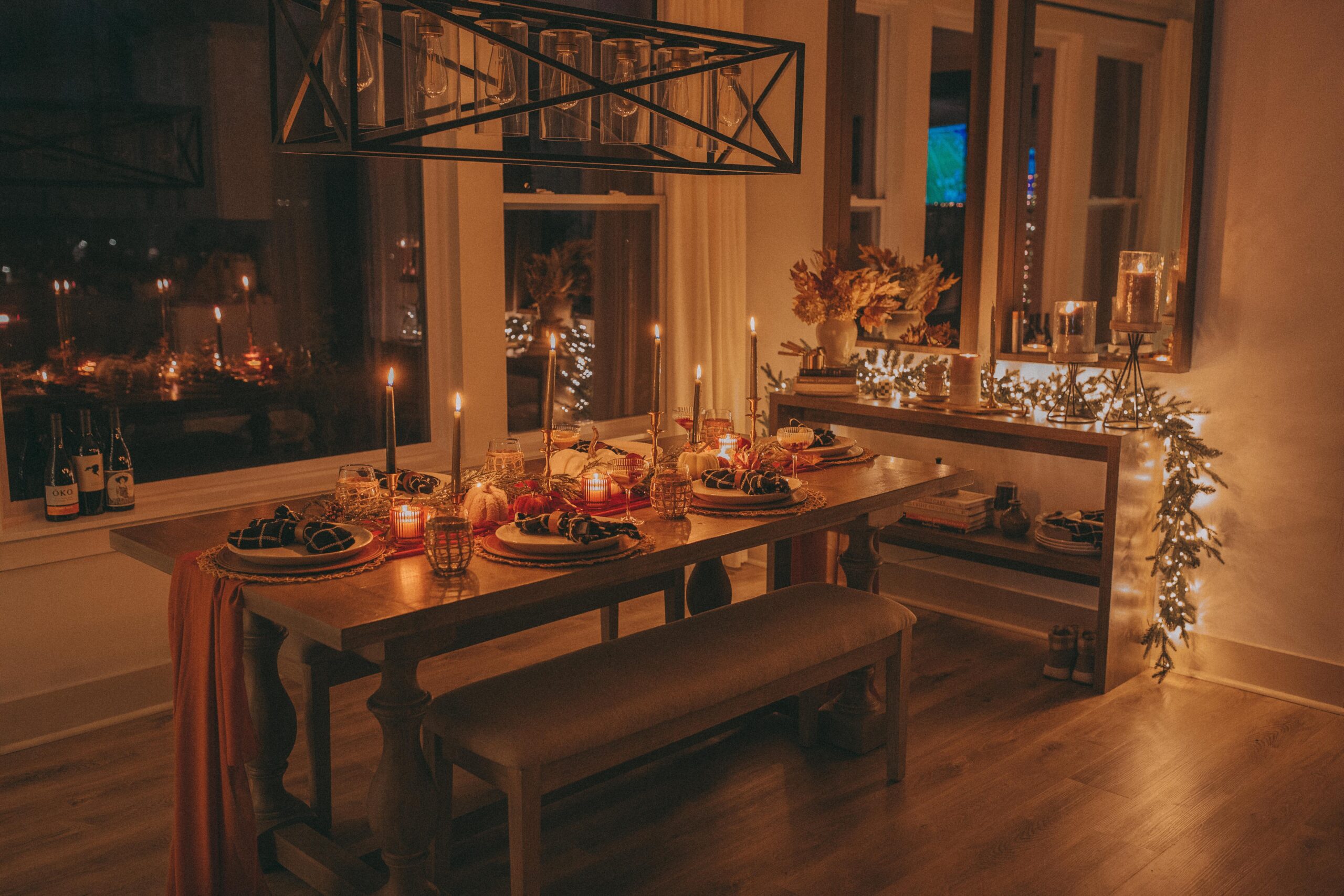 Thanksgiving menu, thanksgiving food, healthy thanksgiving, oranges, gluten free, sourdough, thanksgiving table setting, baked goods, holiday baking, holiday dinner, dinner party, hosting dinner party, tablescape, dinner decor, what to make for dinner party, turkey, pumpkin cake, apple pie, family dinner, dinner party, candle lit dinner table, fall table settings, cozy date night, cozy dinner, gorgeous table, cake, dinner rolls, deviled eggs, turkey roast, food