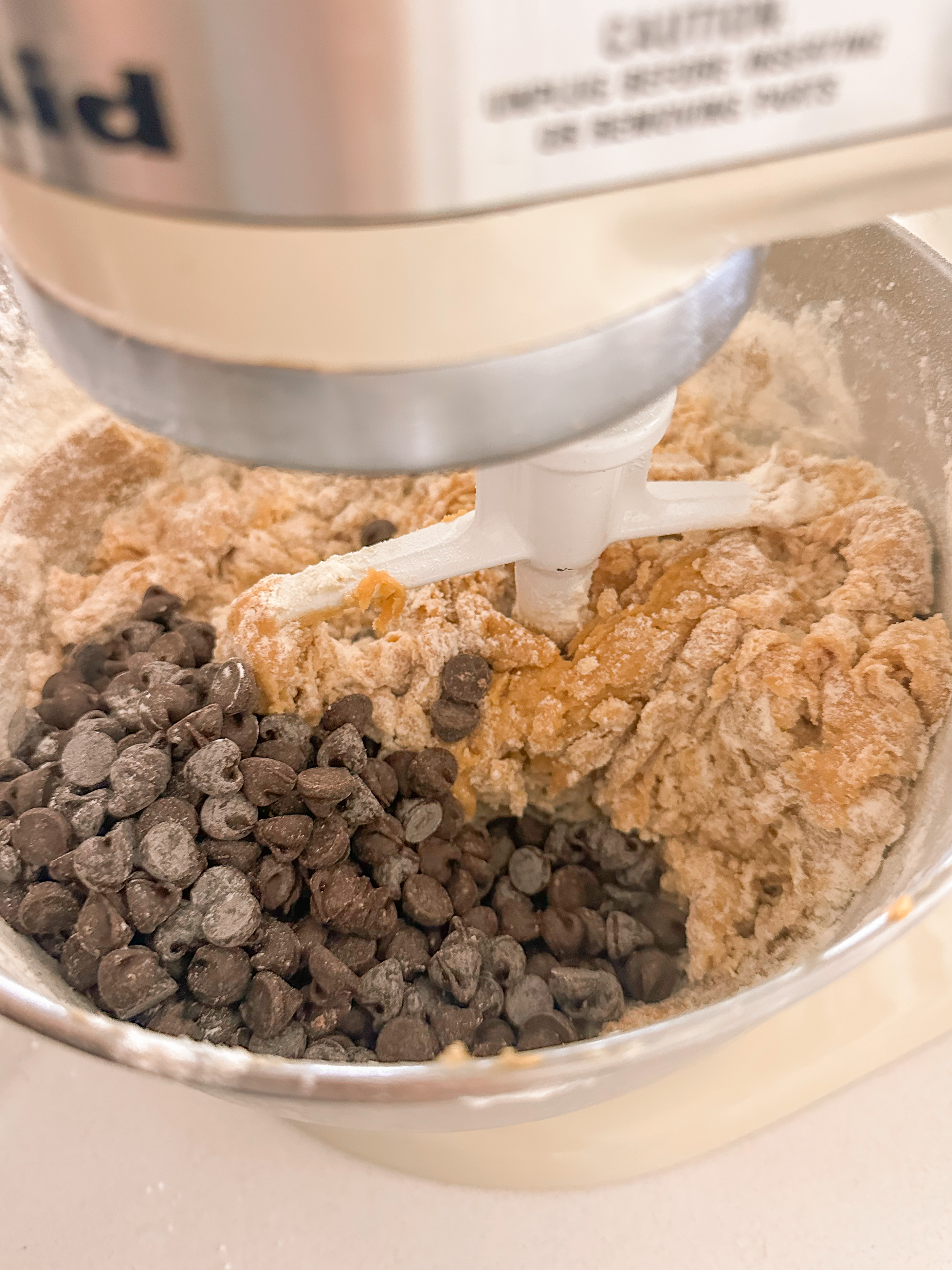 frosted cookies, snickers, dessert, candy bar, homemade salted caramel buttercream, buttercream frosting, peanut butter snickers cookies, peanut butter cookies, amazing dessert ever, the best frosted cookie recipe, salted caramel buttercream, peanut butter cookies, baking, soft, thick cookies, bakery, recipe