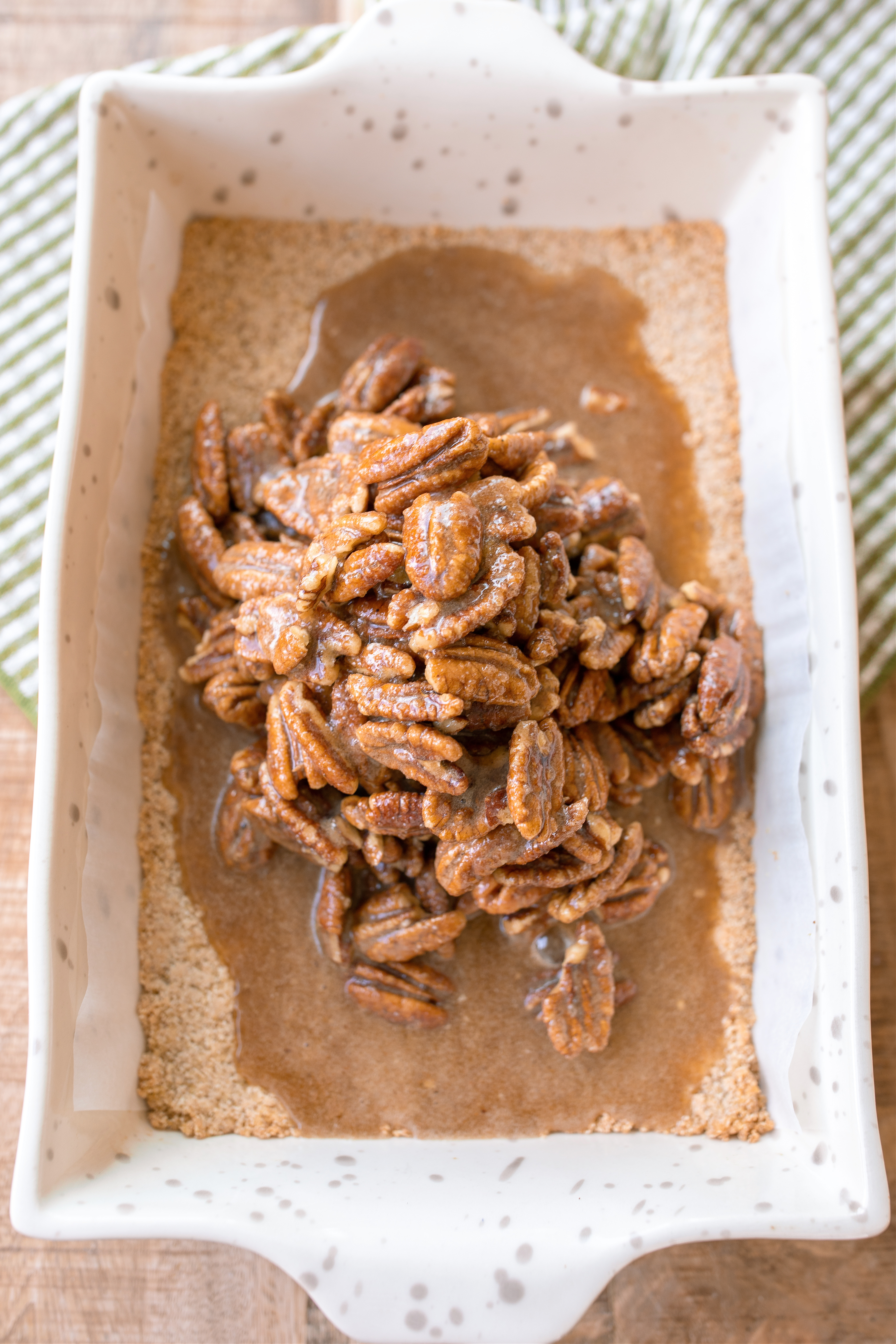 pecan bars, gluten free pecan bars, almond flour pecan bars, healthy pecan bars, refined sugar free pecan bars, maple pecan bars, coconut sugar pecan bars, paleo pecan bars, easy pecan bar recipe, thanksgiving pecan bars, thanksgiving dessert recipes, fall dessert recipes, healthy holiday desserts, gluten free thanksgiving desserts, no refined sugar desserts, maple syrup desserts, almond flour dessert recipes, coconut sugar desserts, easy holiday baking, healthy pecan pie bars