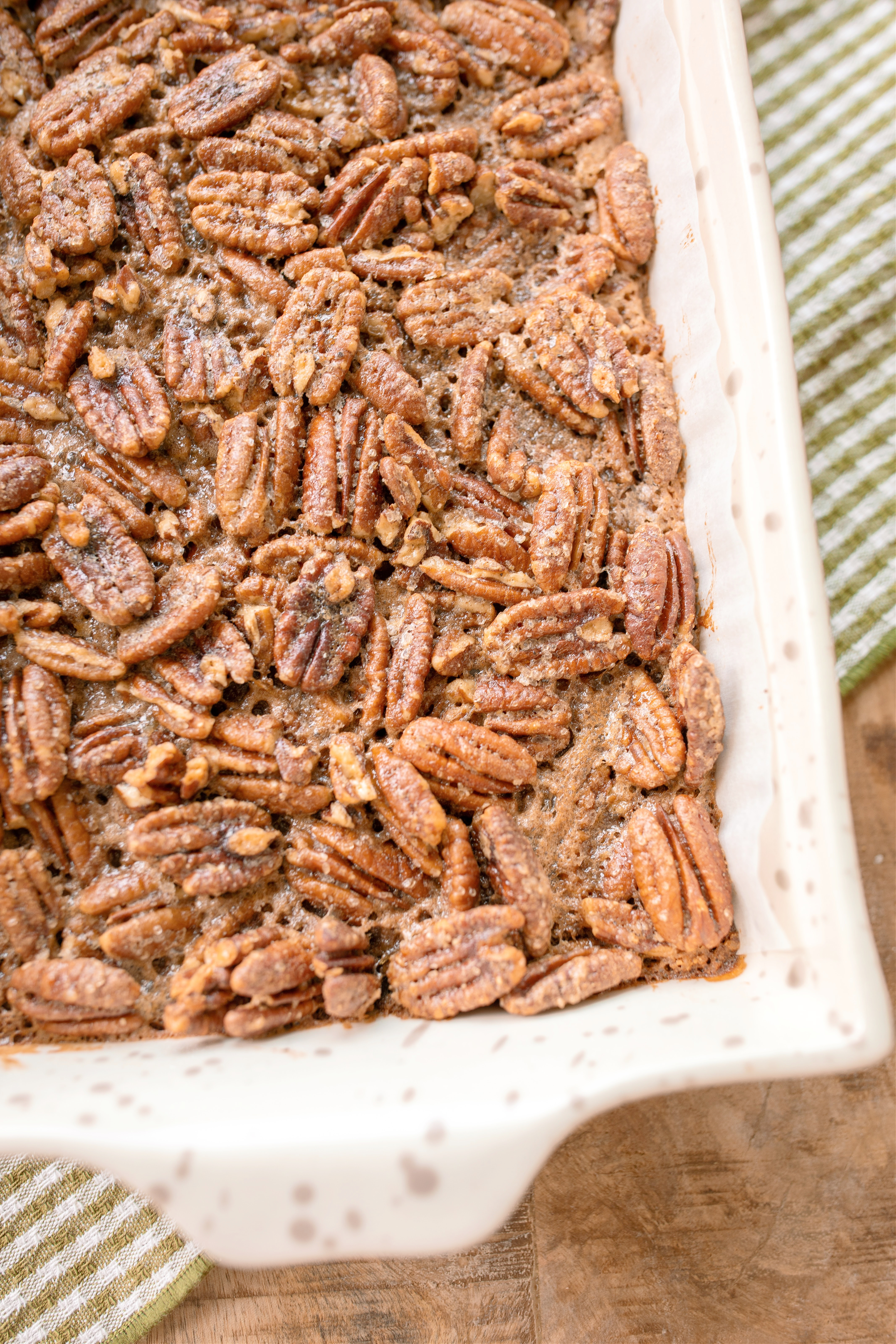 pecan bars, gluten free pecan bars, almond flour pecan bars, healthy pecan bars, refined sugar free pecan bars, maple pecan bars, coconut sugar pecan bars, paleo pecan bars, easy pecan bar recipe, thanksgiving pecan bars, thanksgiving dessert recipes, fall dessert recipes, healthy holiday desserts, gluten free thanksgiving desserts, no refined sugar desserts, maple syrup desserts, almond flour dessert recipes, coconut sugar desserts, easy holiday baking, healthy pecan pie bars