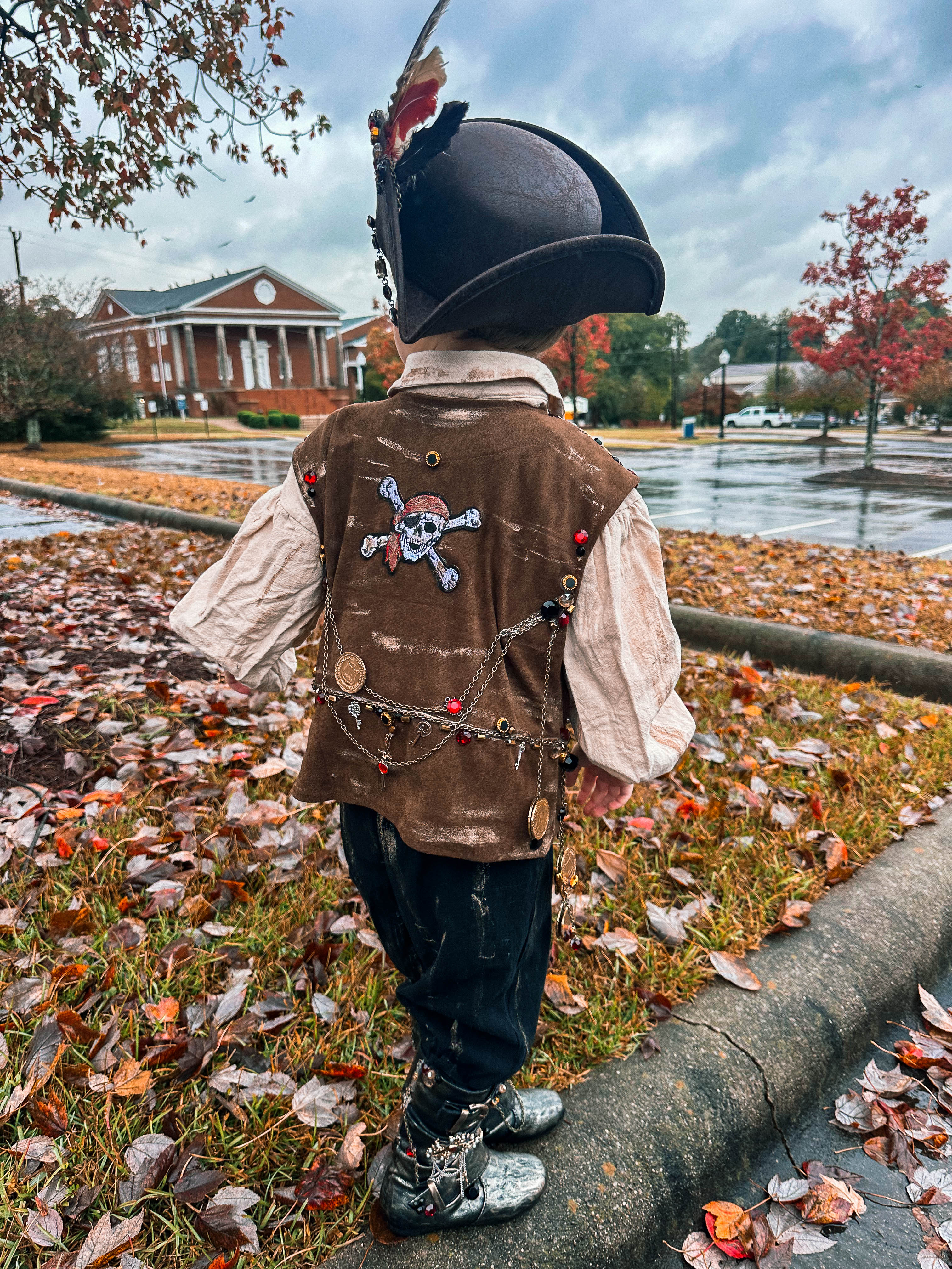 motherhood, toddler, lifestyle blog, mom, mom blog, pregnancy, boy mom, fall, food, halloween, dinner, lifestyle, toddler halloween costume