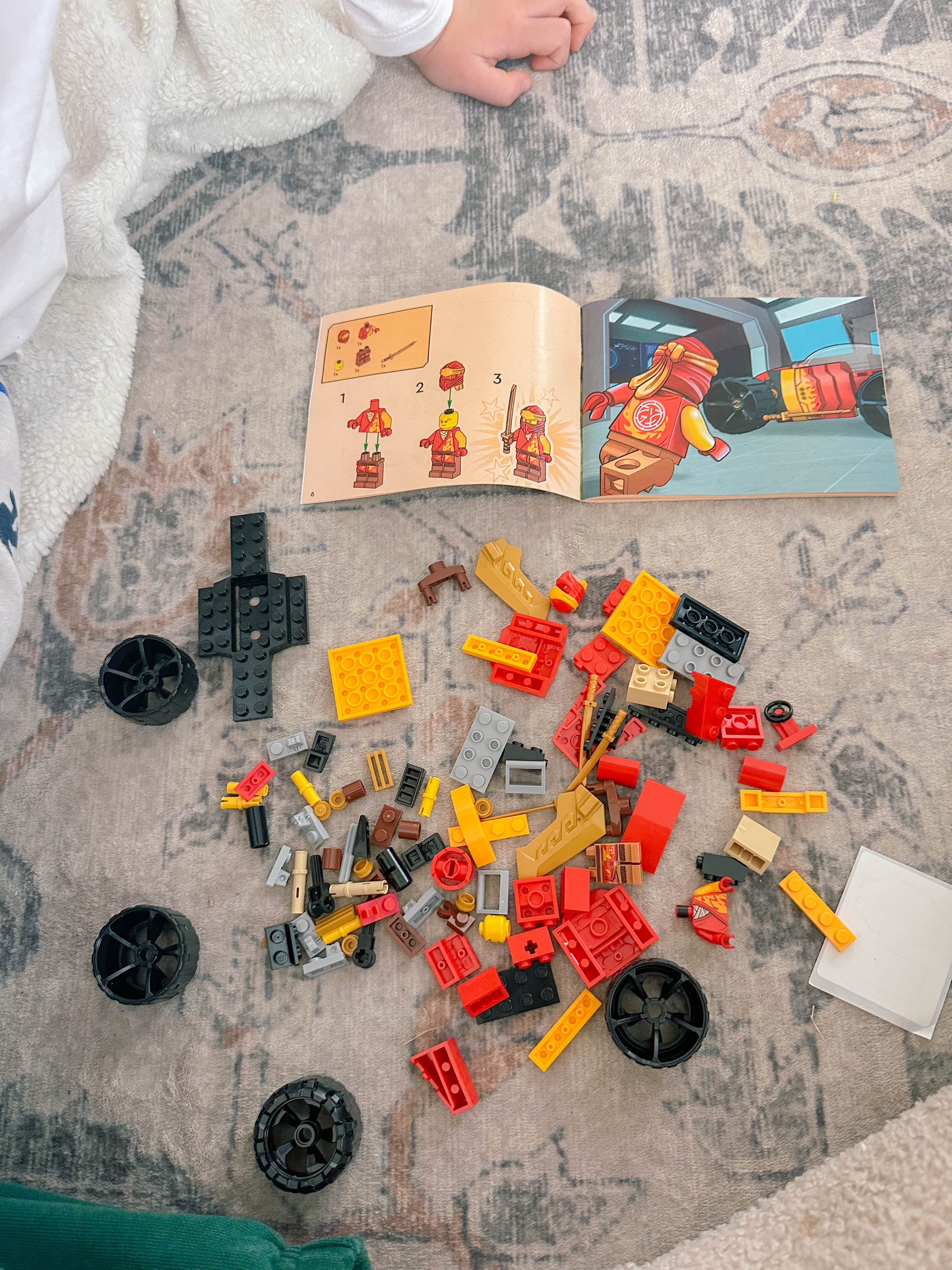 motherhood, toddler, lifestyle blog, mom, mom blog, pregnancy, boy mom, fall, food, halloween, dinner, lifestyle, toddler halloween costume