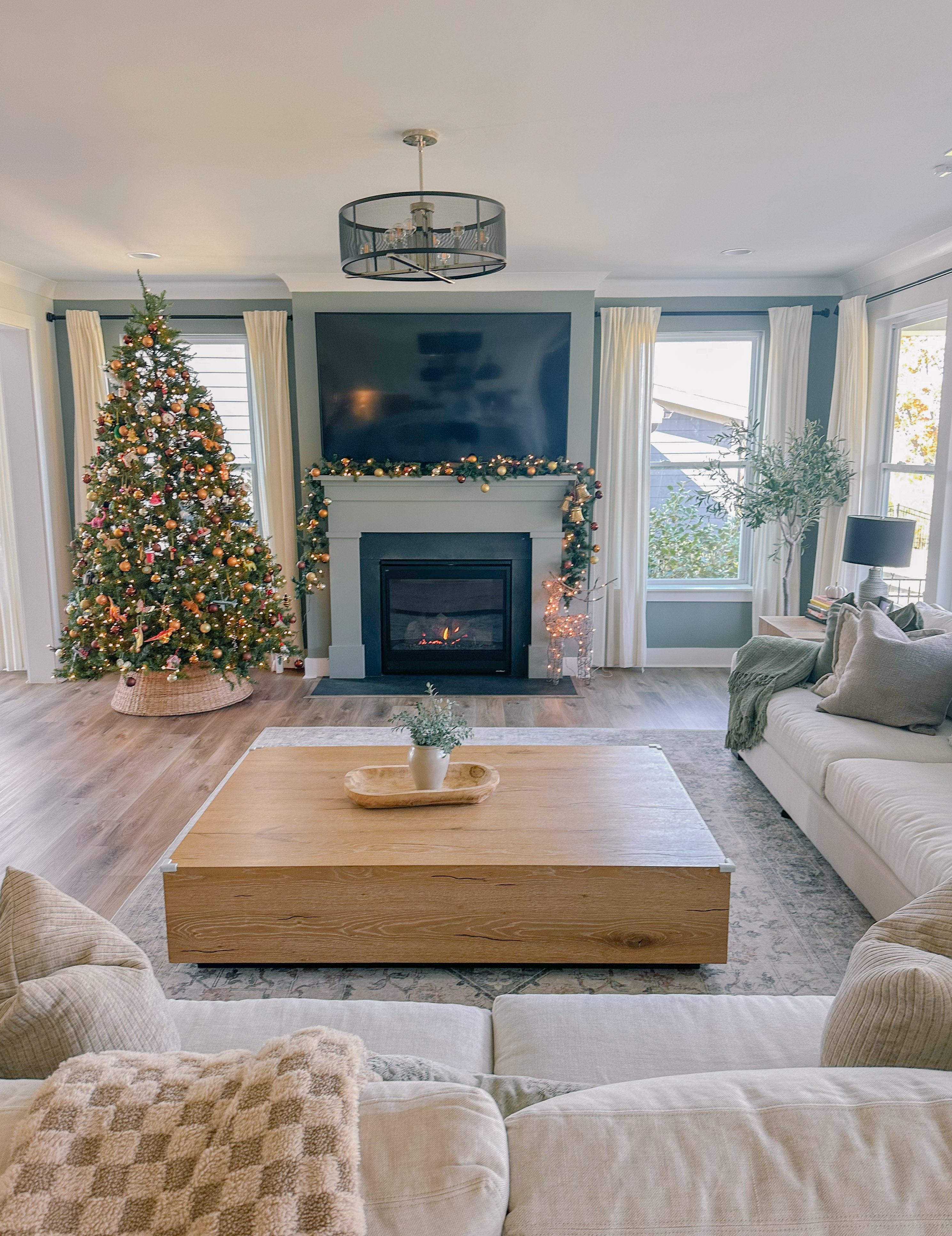 third trimester, pregnancy, motherhood, lifestyle blog, recap post, toddler mom, charlotte nc, fort mill sc, food, the bowl ballantyne, salty donut, sourdough, jalapeno cheddar, sourdough pizza, rock hill coffee