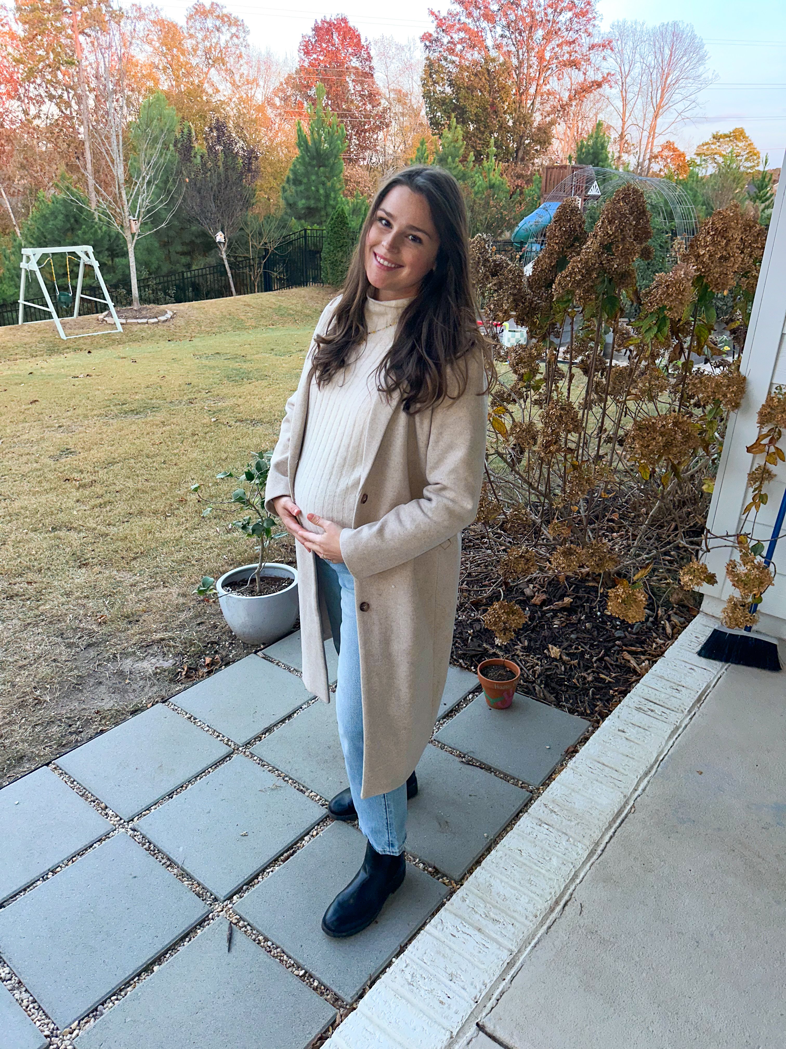 third trimester, pregnancy, motherhood, lifestyle blog, recap post, toddler mom, charlotte nc, fort mill sc, food, the bowl ballantyne, salty donut, sourdough, jalapeno cheddar, sourdough pizza, rock hill coffee