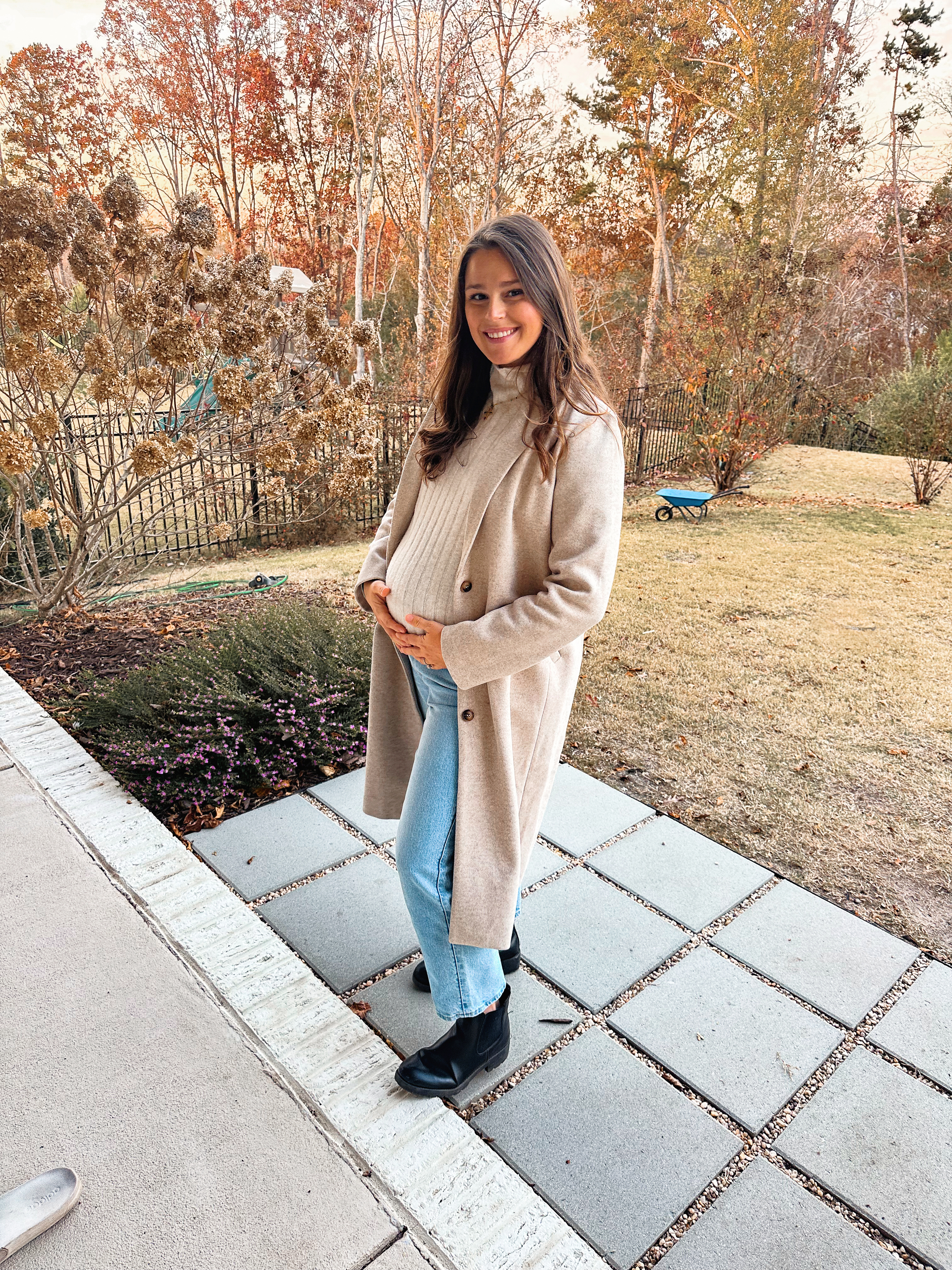 third trimester, pregnancy, motherhood, lifestyle blog, recap post, toddler mom, charlotte nc, fort mill sc, food, the bowl ballantyne, salty donut, sourdough, jalapeno cheddar, sourdough pizza, rock hill coffee