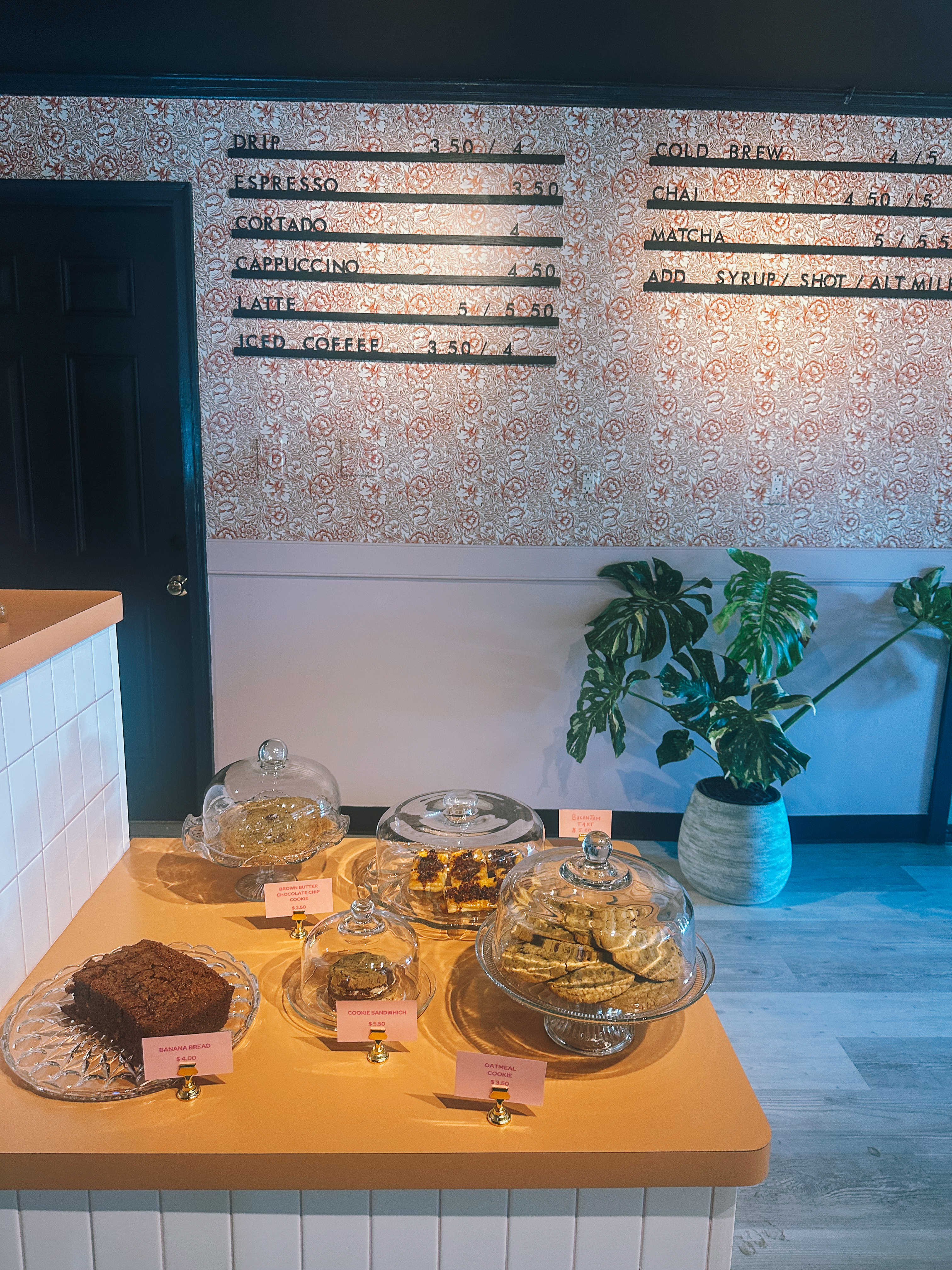 third trimester, pregnancy, motherhood, lifestyle blog, recap post, toddler mom, charlotte nc, fort mill sc, food, the bowl ballantyne, salty donut, sourdough, jalapeno cheddar, sourdough pizza, rock hill coffee. flora coffee