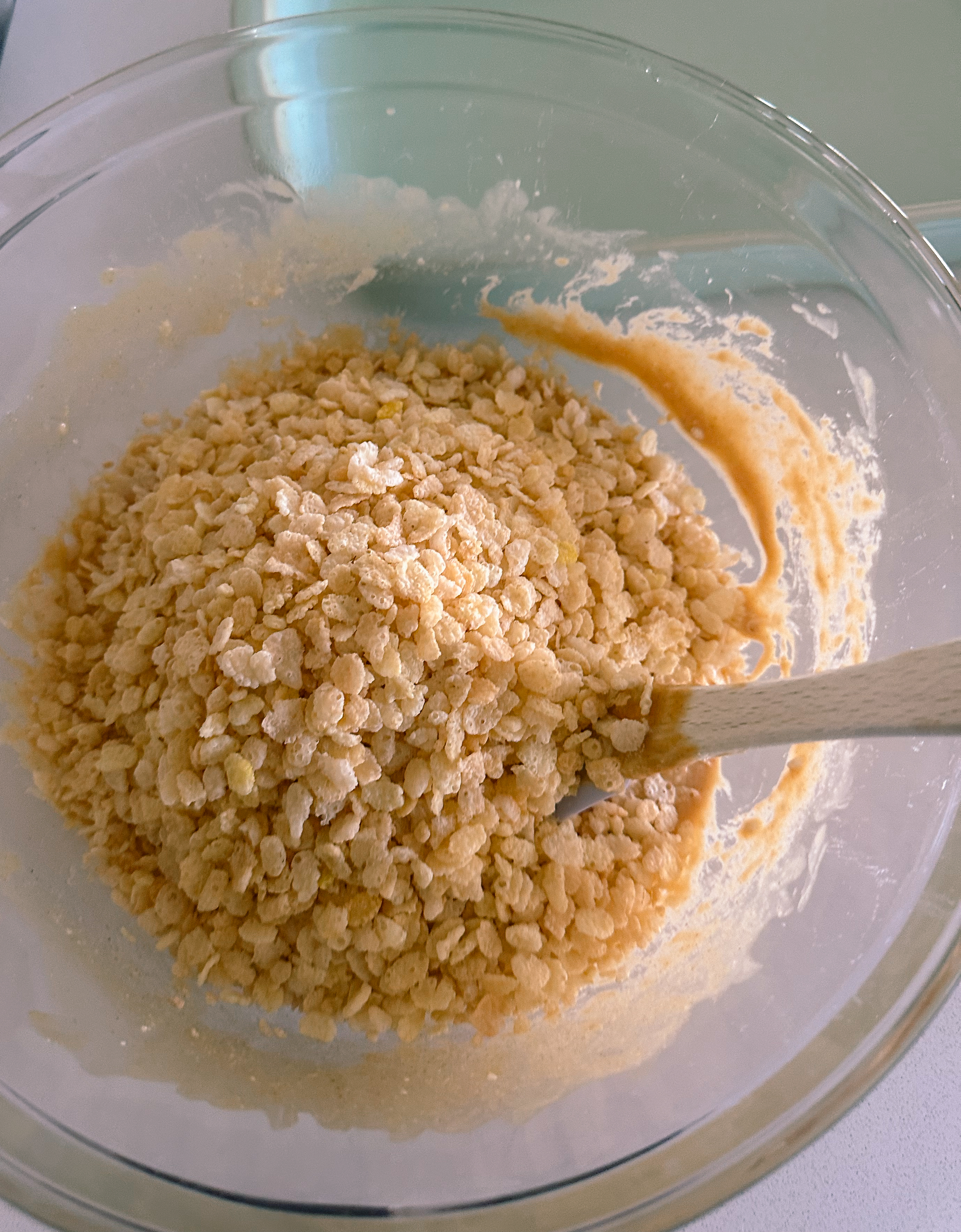 easy rice krispies, peanut butter, marshmallow, gluten free, easy recipe, baking with toddlers