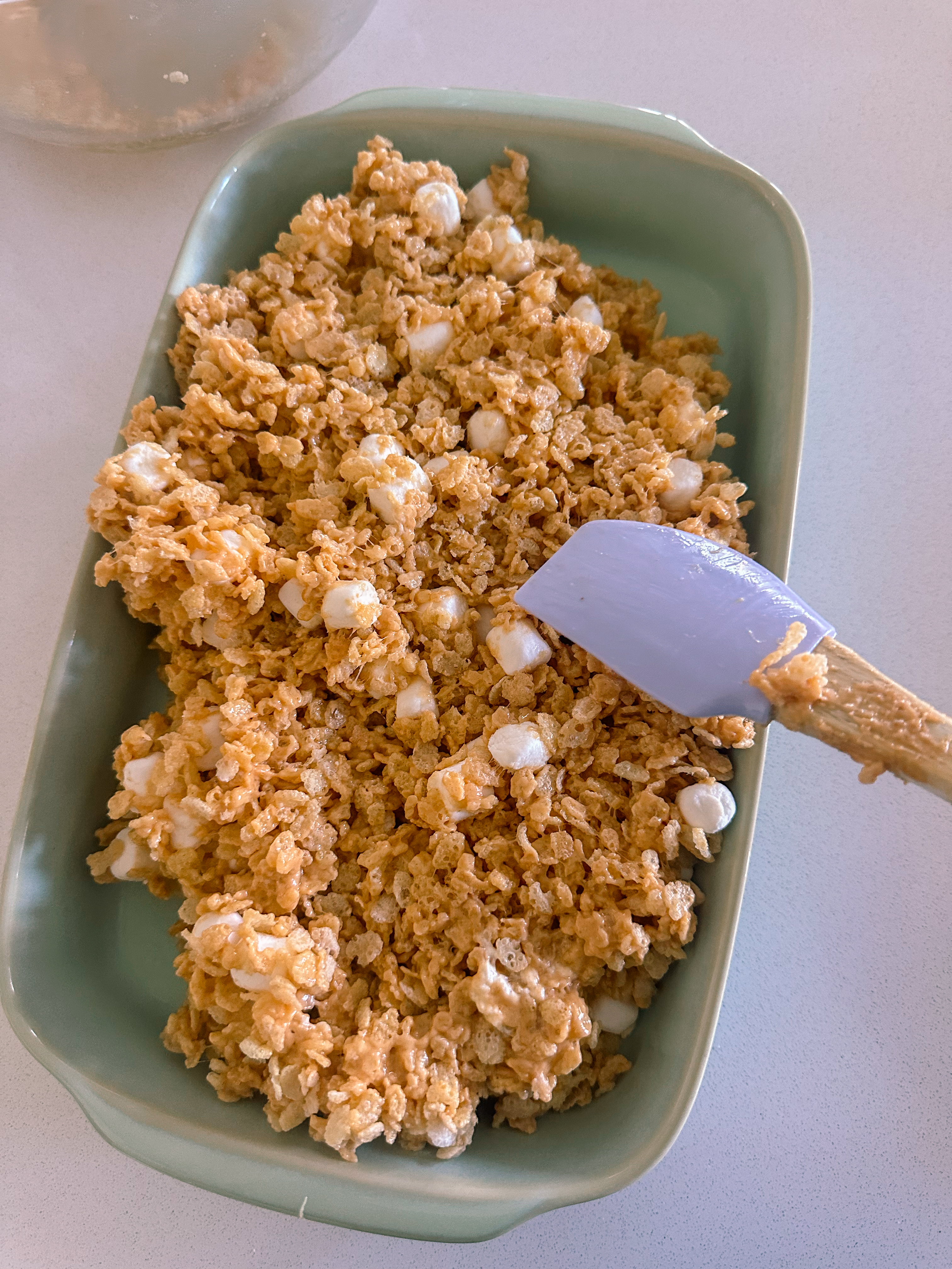 easy rice krispies, peanut butter, marshmallow, gluten free, easy recipe, baking with toddlers