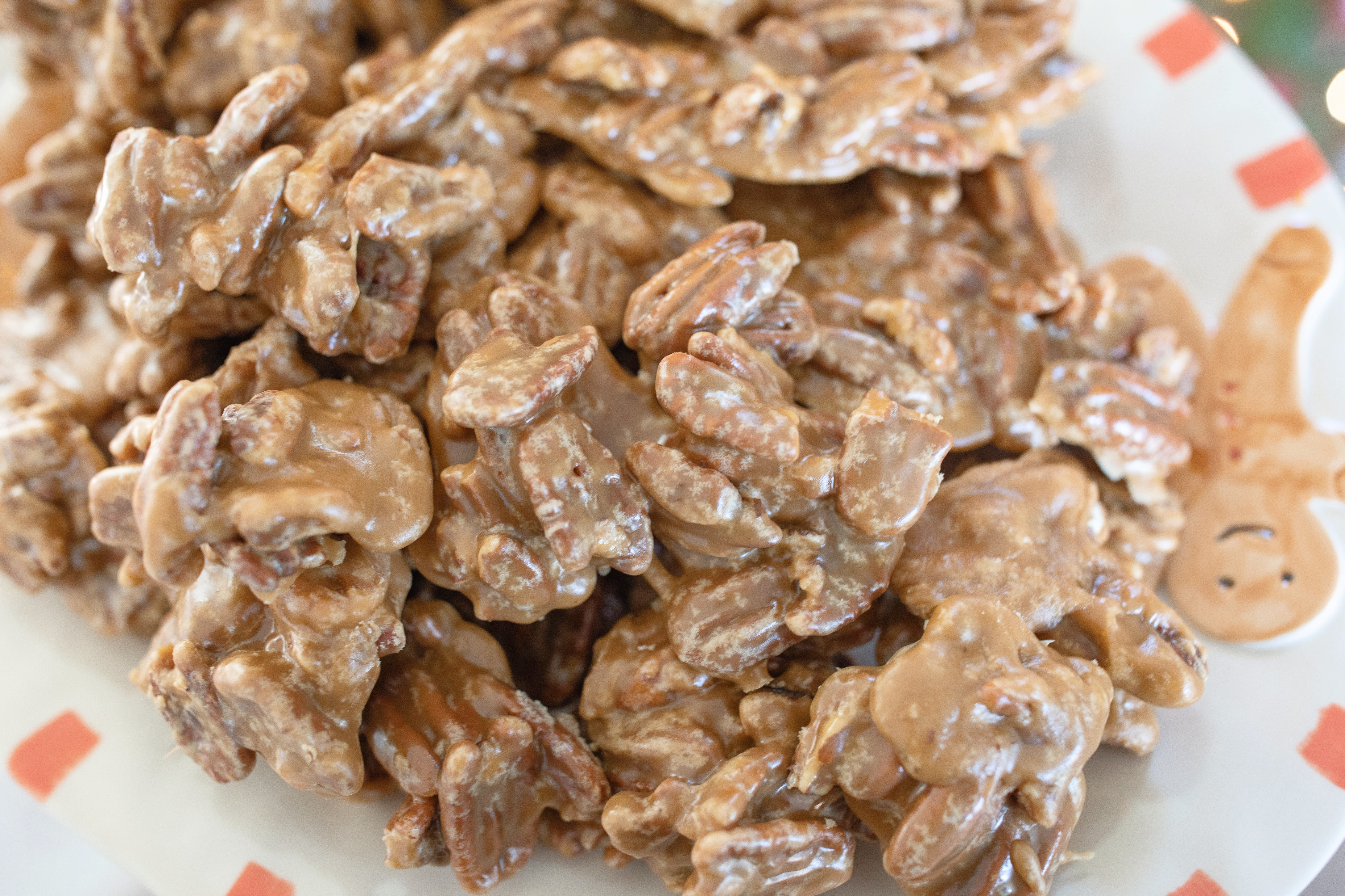 easy pecan pralines, southern pecan pralines, pralines, baking, christmas, pecans, christmas, holidays, gift ideas, easy recipe, dessert, savannah