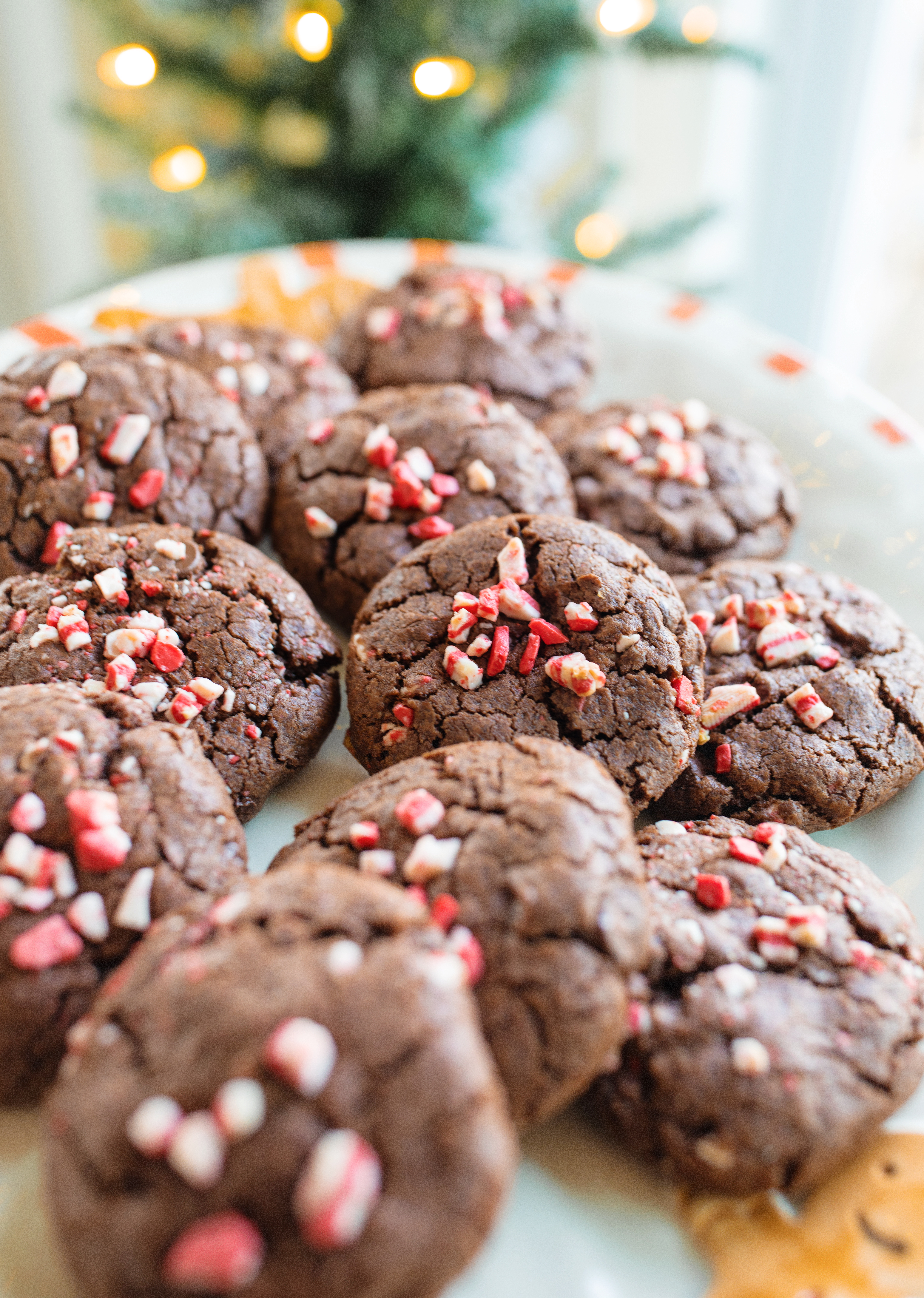 hot chocolate peppermint cookies, christmas cookies, chocolate cookies, christmas baking, andes, peppermint recipes, easy chocolate cookies, no chill time