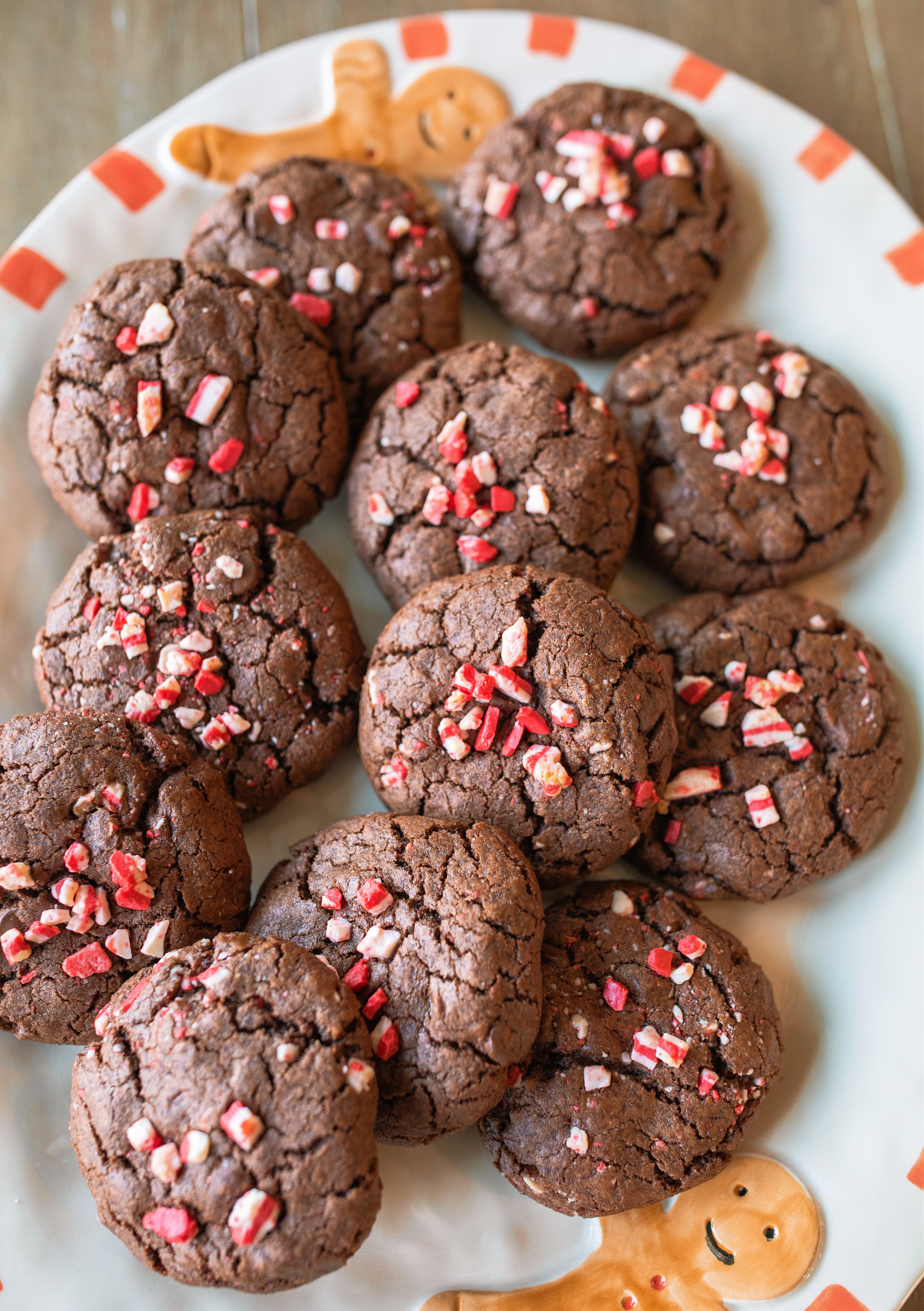 hot chocolate peppermint cookies, christmas cookies, chocolate cookies, christmas baking, andes, peppermint recipes, easy chocolate cookies, no chill time