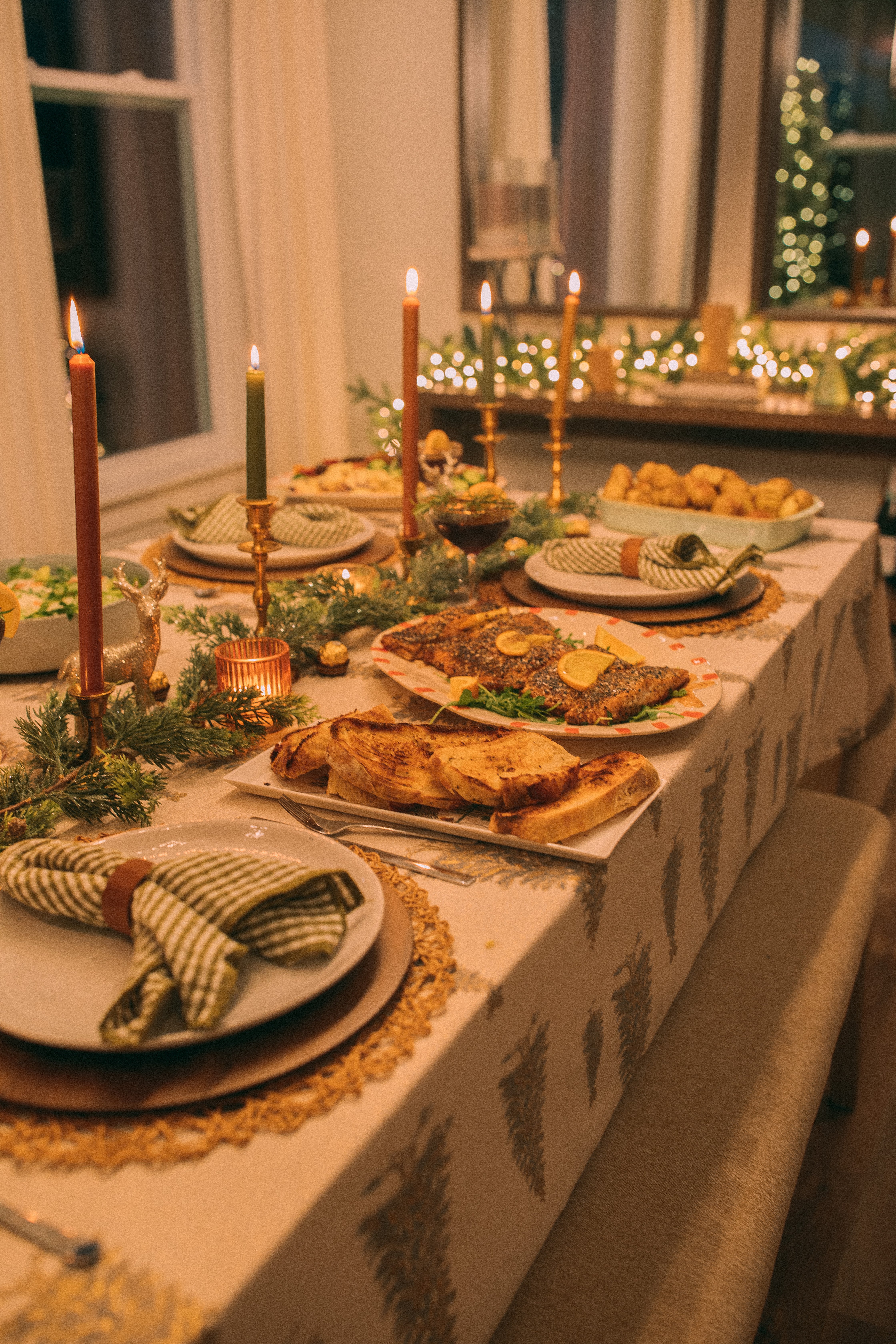 christmas recap, christmas morning, christmas blog, christmas decor, stockings, presents, toddler, dinner, table setting, home, lifestyle, blogging, motherhood, matching family pajamas, menu, holiday dinner, holiday celebrations, christmas day, pecan brownie pie, lottery pong, toddler gifts, cozy fireplace, cookies for santa, recap