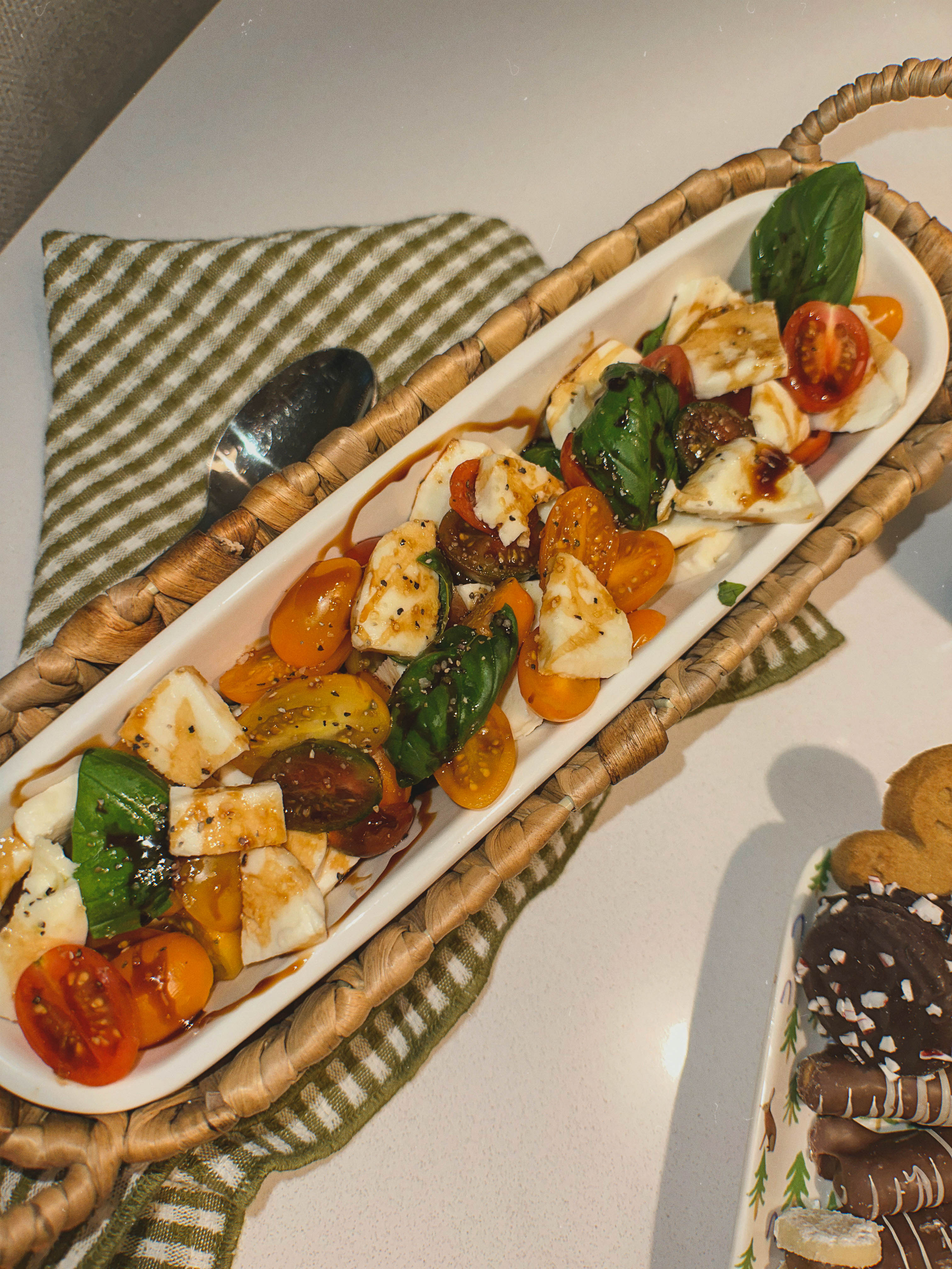 meal prep, pregnancy, motherhood blog, lifestyle blog, charlotte, fort mill, south carolina, steak, cooking healthy, toddler mom, dinner, green beans, steak in dutch oven, sweet potatoes, costco haul, sourdough, charcuterie, easy board, winter board, christmas, caprese, sourdough bread, cheeseboard, hosting