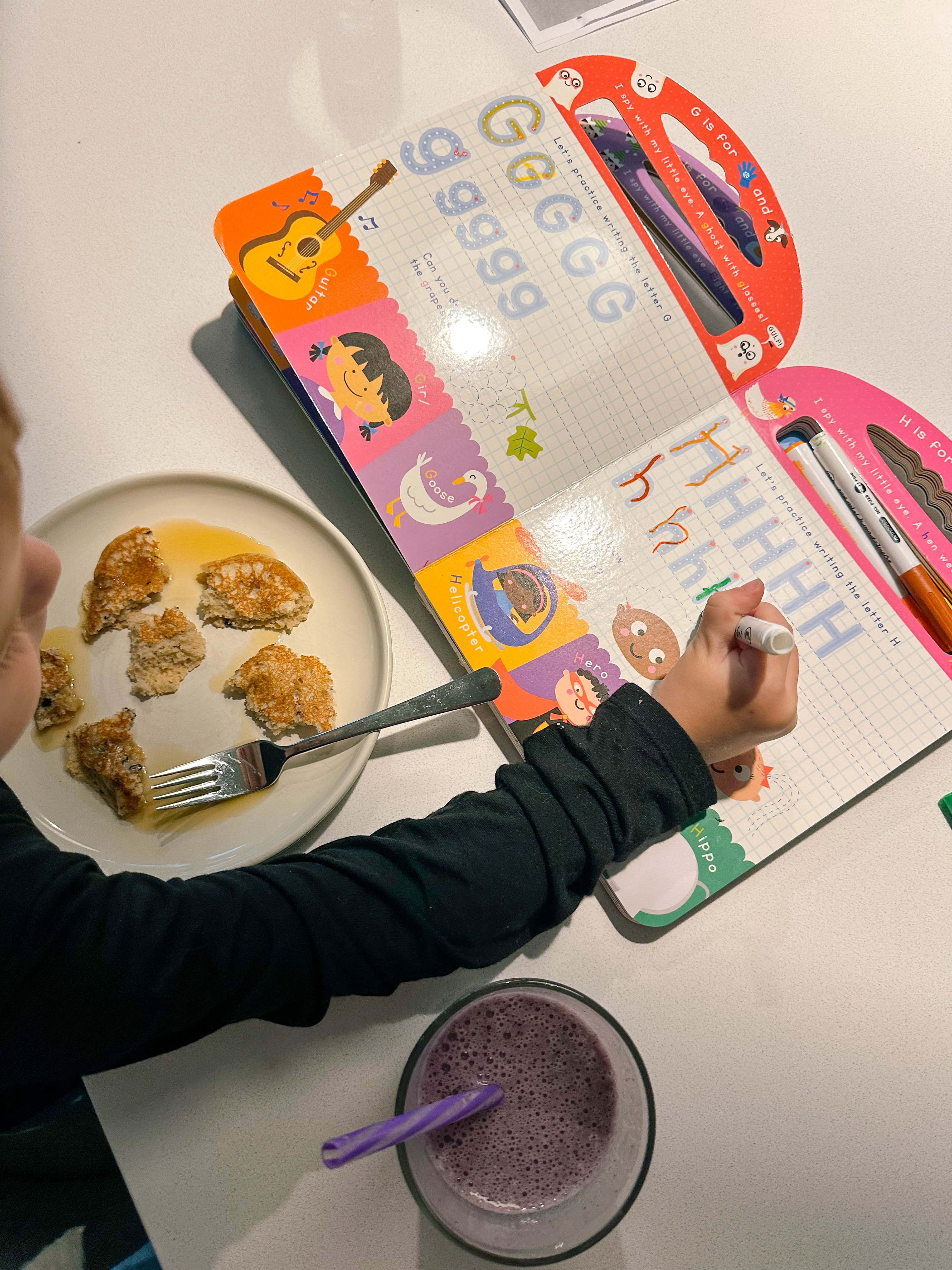 lifestyle blogger, motherhood, toddler mom, pregnancy, breakfast, food