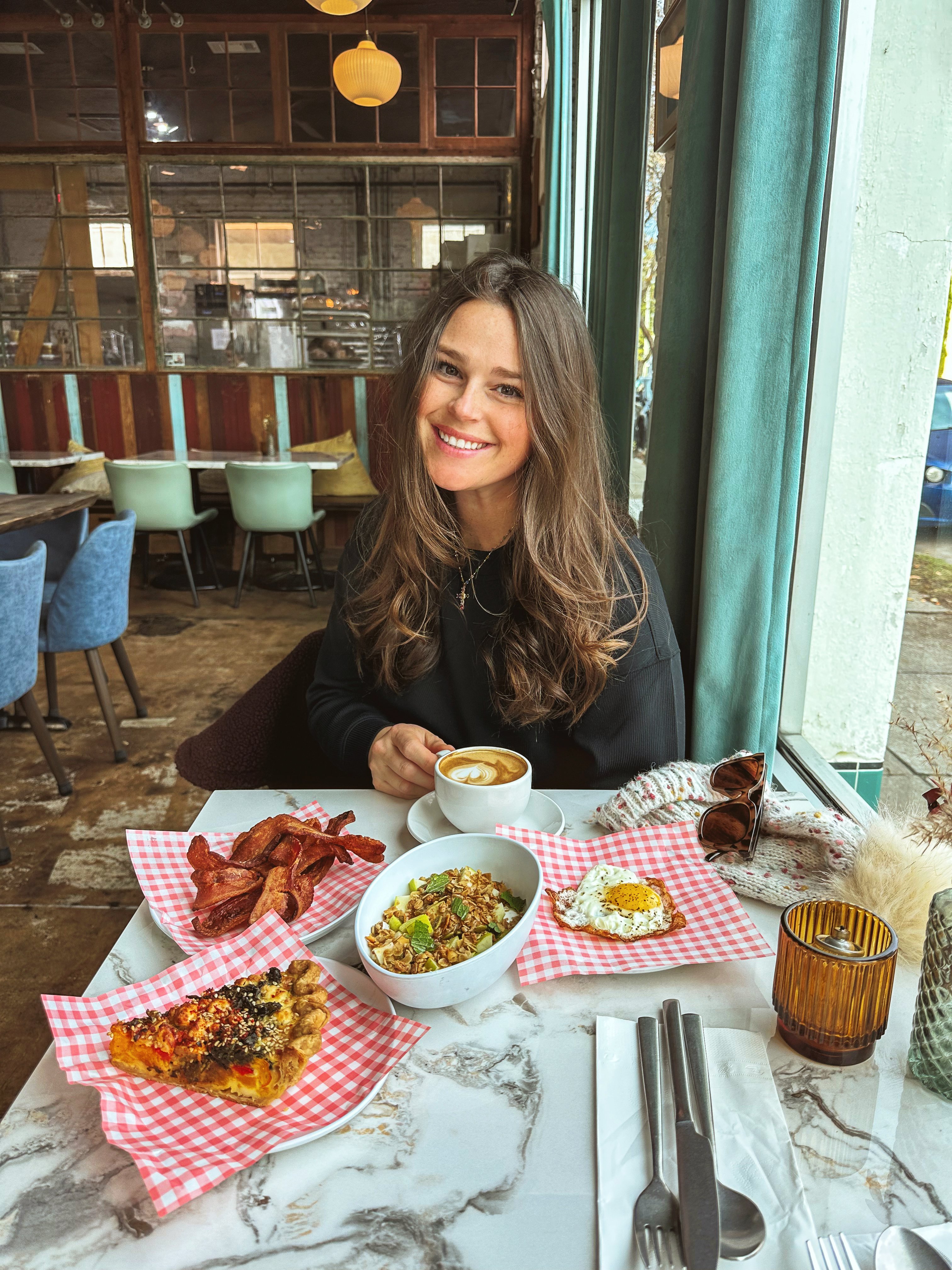 Lowcountry with lexus, savannha georiga, lexus cars, lexusus, TX 500h F Sport AWD, cars, roadtrip, suvs, travel guide, georgia, collins quarter, hotel bardo, where to stay, savannah bed and breakfast, flora and fauna, riverstreet