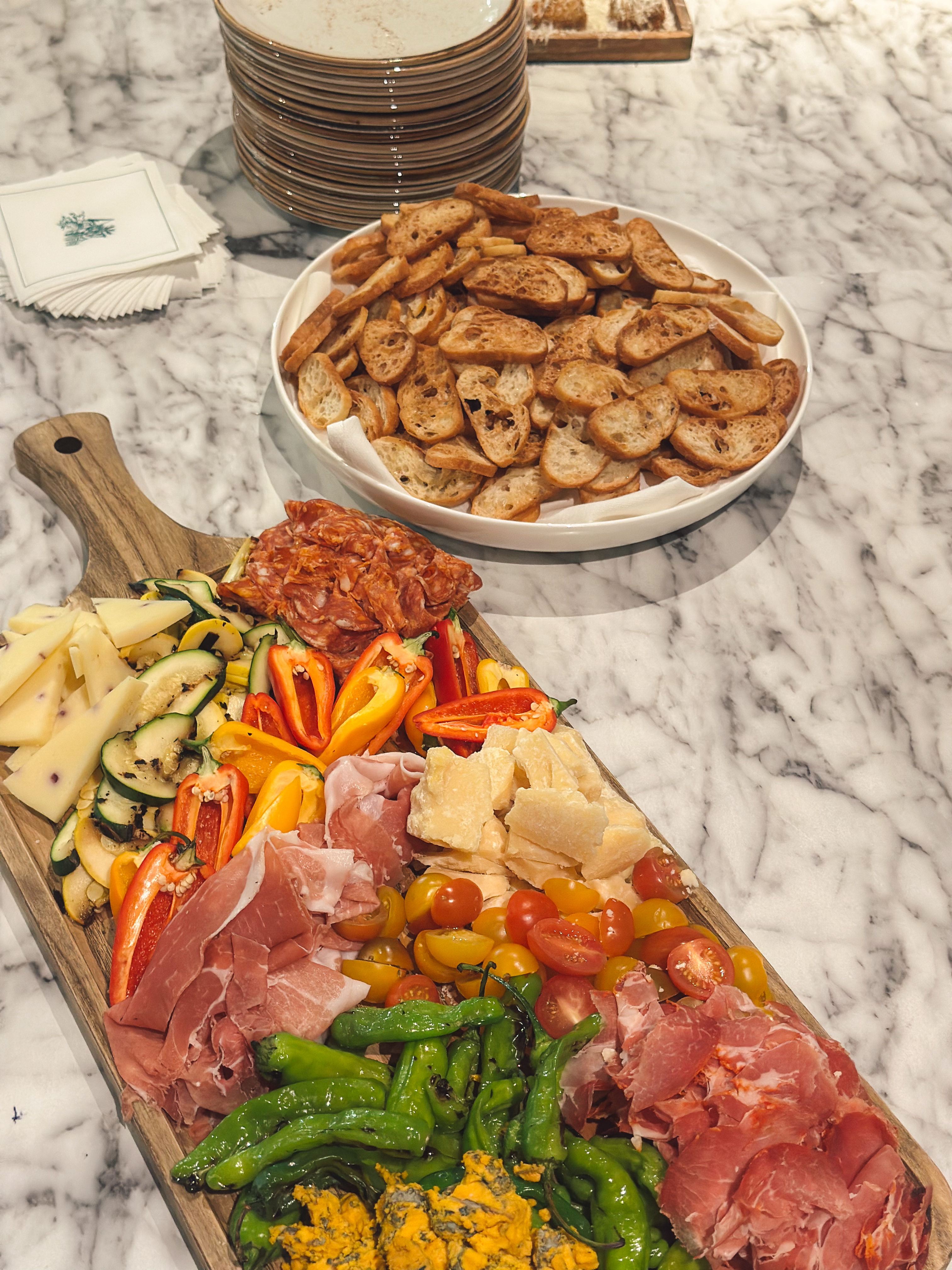 Lowcountry with lexus, savannha georiga, lexus cars, lexusus, TX 500h F Sport AWD, cars, roadtrip, suvs, travel guide, georgia, collins quarter, hotel bardo, where to stay, savannah bed and breakfast, flora and fauna, riverstreet, savannah walking tour, asher and rye, saint bibiana cooking school, hotel bardo restaurants, cooking class