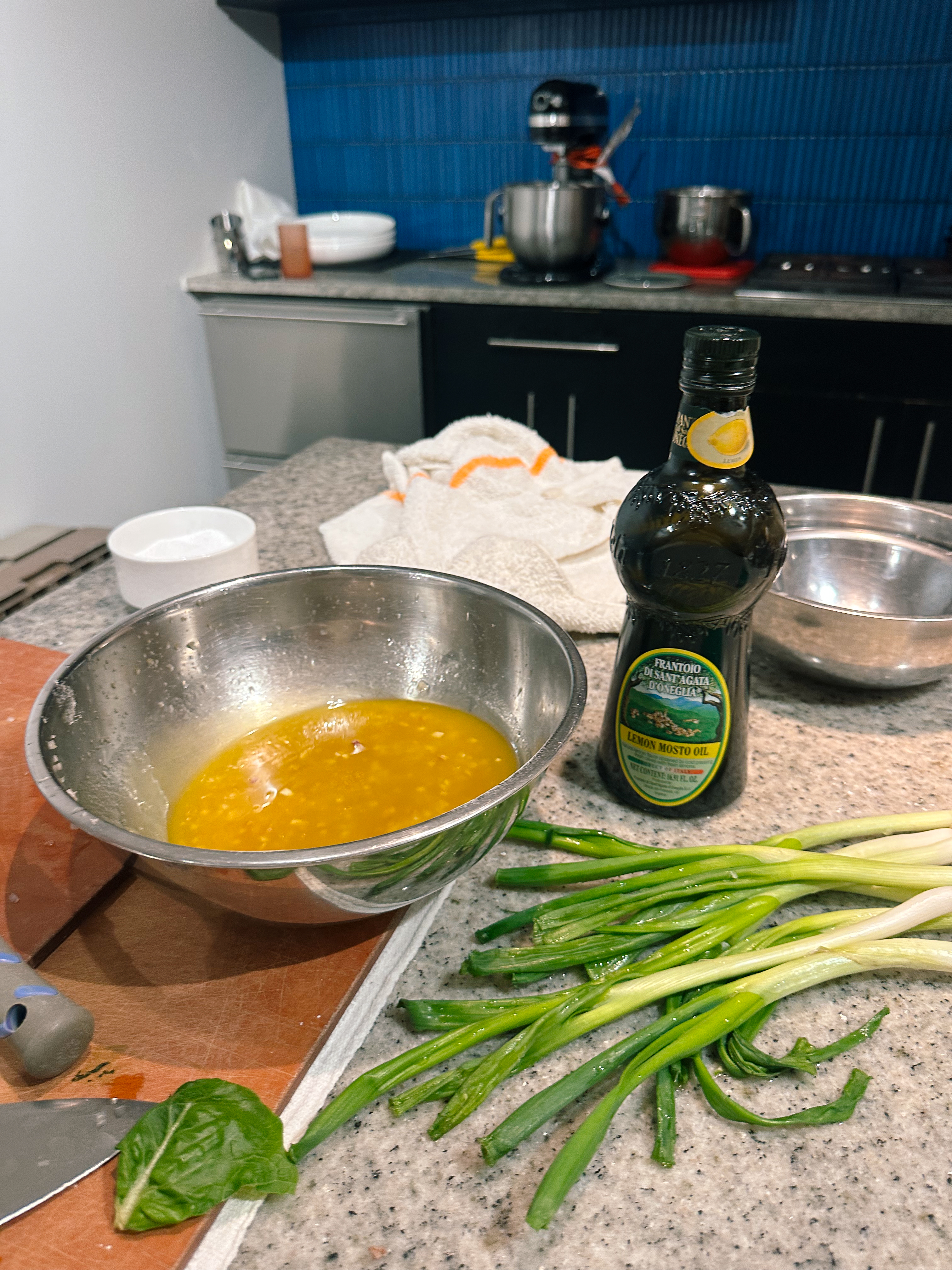 Lowcountry with lexus, savannha georiga, lexus cars, lexusus, TX 500h F Sport AWD, cars, roadtrip, suvs, travel guide, georgia, collins quarter, hotel bardo, where to stay, savannah bed and breakfast, flora and fauna, riverstreet, savannah walking tour, asher and rye, saint bibiana cooking school, hotel bardo restaurants, cooking class