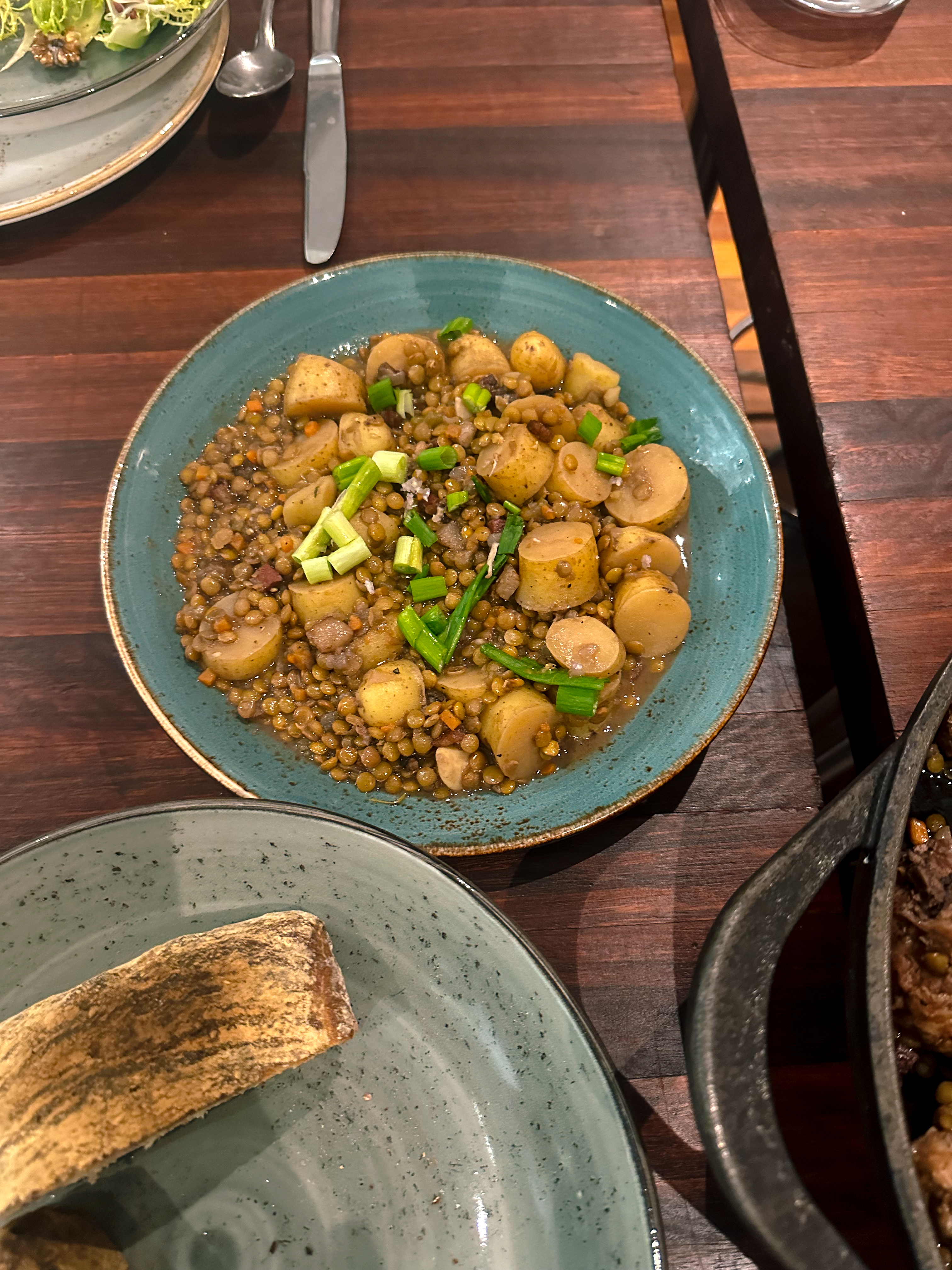 Lowcountry with lexus, savannha georiga, lexus cars, lexusus, TX 500h F Sport AWD, cars, roadtrip, suvs, travel guide, georgia, collins quarter, hotel bardo, where to stay, savannah bed and breakfast, flora and fauna, riverstreet, savannah walking tour, asher and rye, saint bibiana cooking school, hotel bardo restaurants, cooking class