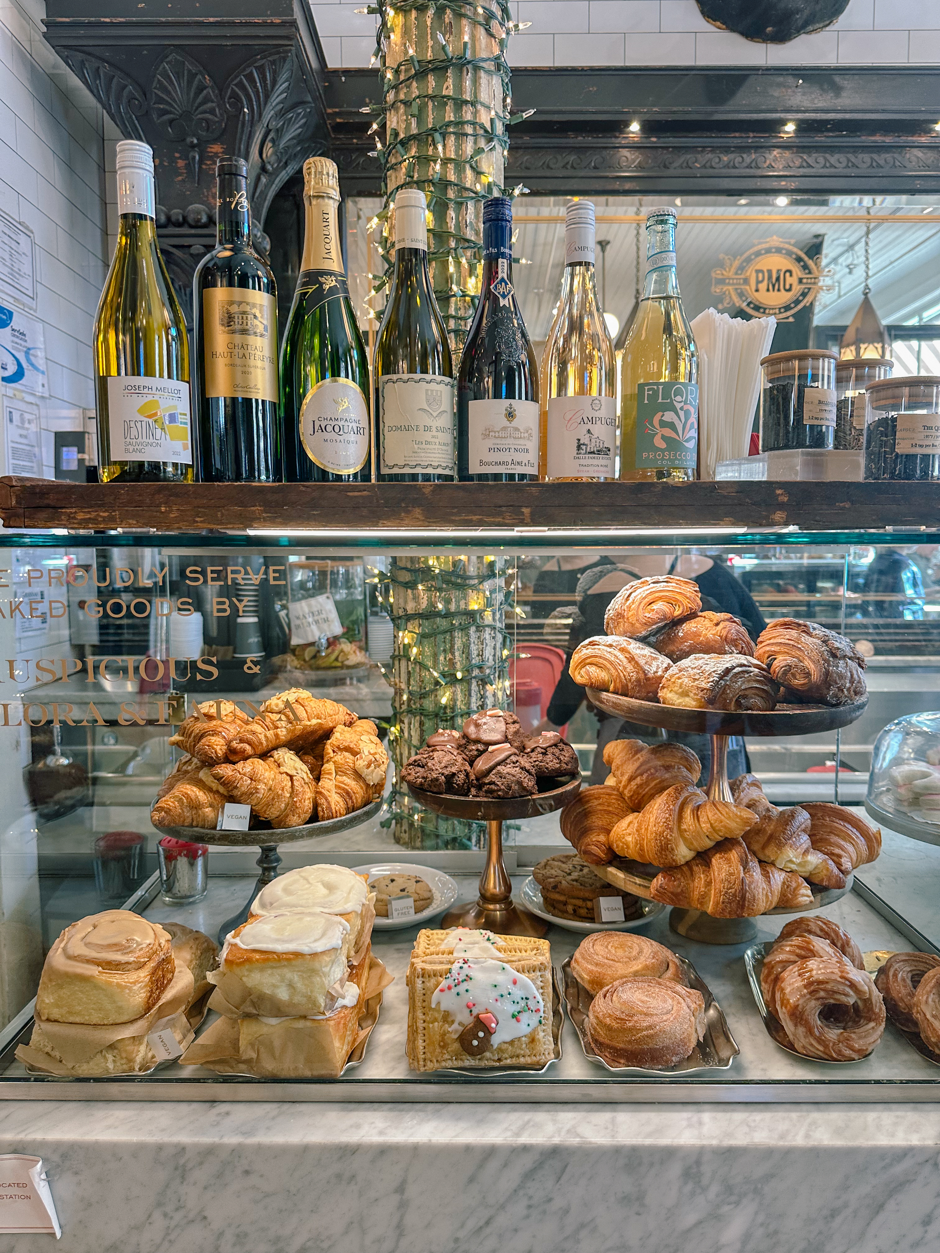 Lowcountry with lexus, savannha georiga, lexus cars, lexusus, TX 500h F Sport AWD, cars, roadtrip, suvs, travel guide, georgia, collins quarter, hotel bardo, where to stay, savannah bed and breakfast, flora and fauna, riverstreet, savannah walking tour, asher and rye, saint bibiana cooking school, hotel bardo restaurants, cooking class, sunday sunday