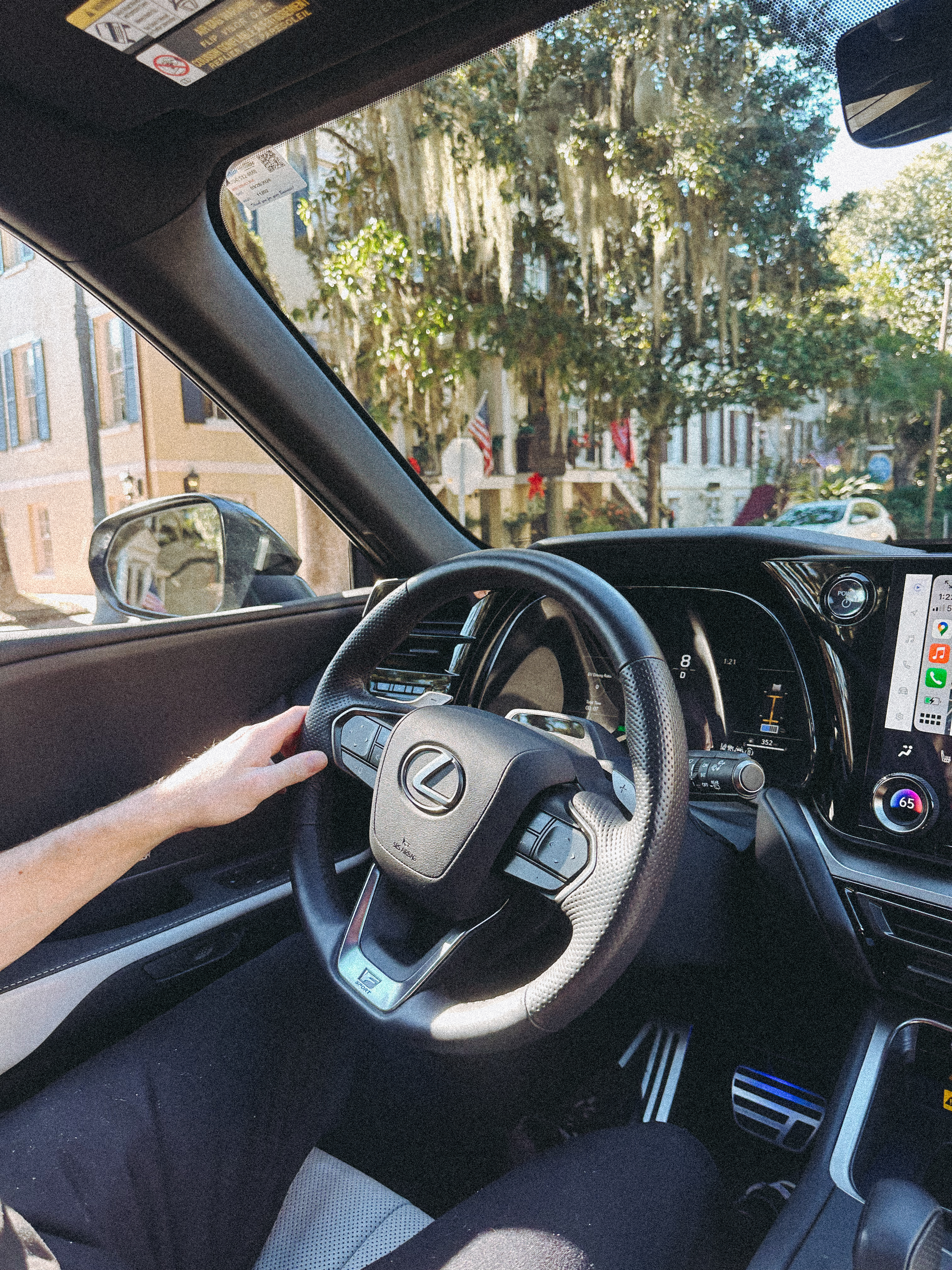 Lowcountry with lexus, savannha georiga, lexus cars, lexusus, TX 500h F Sport AWD, cars, roadtrip, suvs, travel guide, georgia, collins quarter, hotel bardo, where to stay, savannah bed and breakfast, flora and fauna, riverstreet, savannah walking tour, asher and rye, saint bibiana cooking school, hotel bardo restaurants, cooking class, sunday sunday