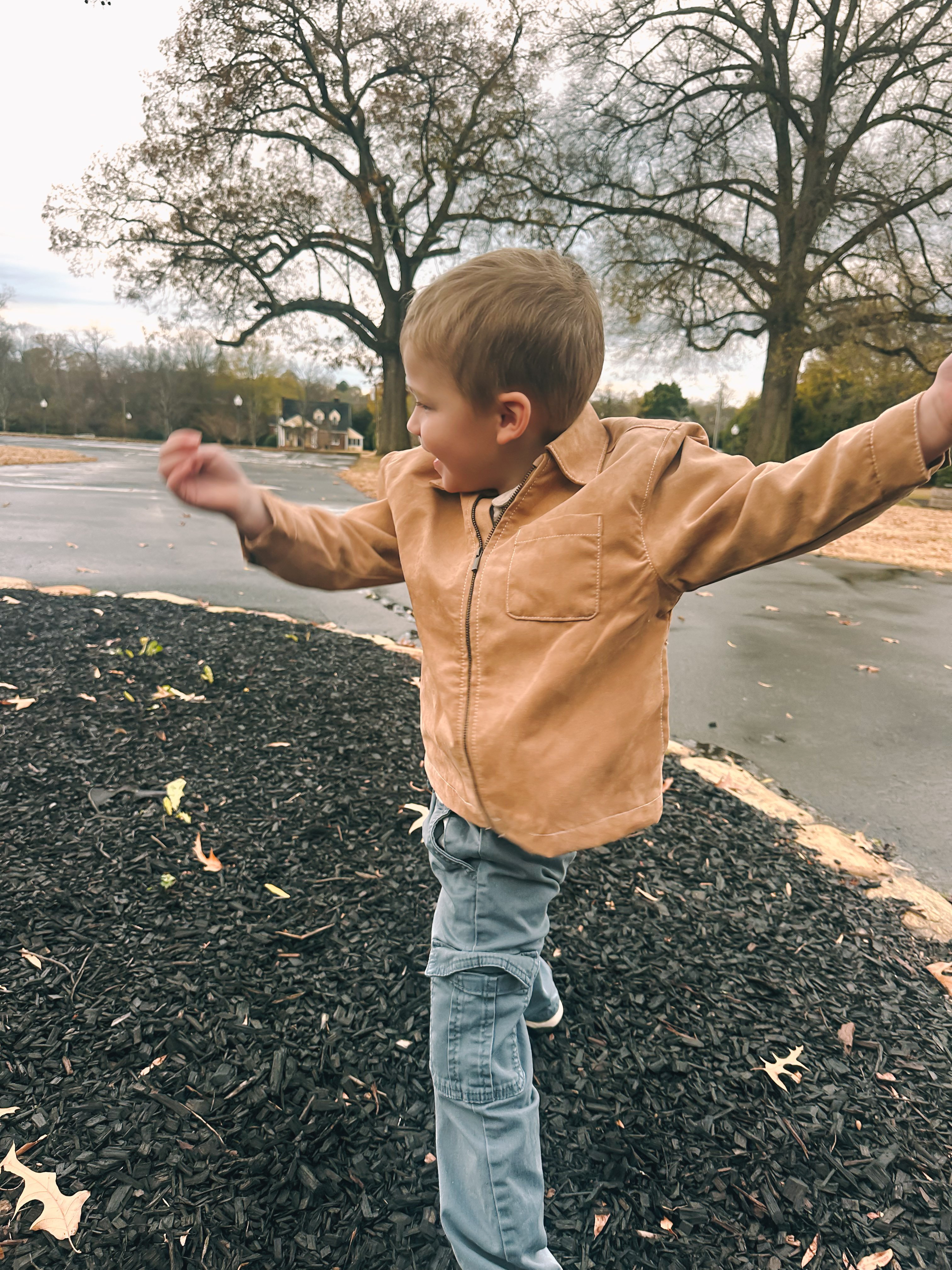 christmas recap, christmas morning, christmas blog, christmas decor, stockings, presents, toddler, dinner, table setting, home, lifestyle, blogging, motherhood, matching family pajamas, menu, holiday dinner, holiday celebrations, christmas day, pecan brownie pie, lottery pong, toddler gifts, cozy fireplace, cookies for santa, recap