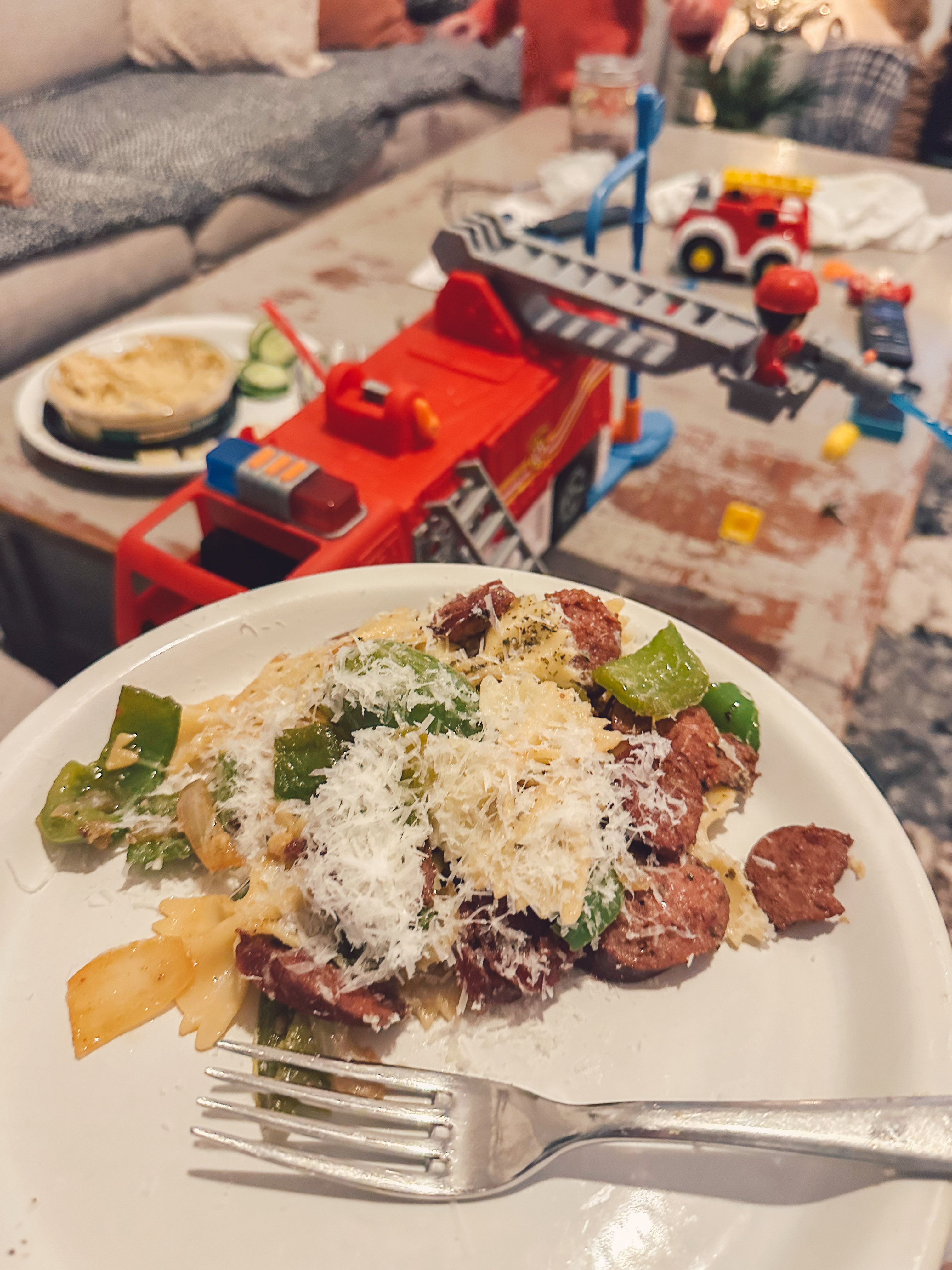 christmas recap, christmas morning, christmas blog, christmas decor, stockings, presents, toddler, dinner, table setting, home, lifestyle, blogging, motherhood, matching family pajamas, menu, holiday dinner, holiday celebrations, christmas day, pecan brownie pie, lottery pong, toddler gifts, cozy fireplace, cookies for santa, recap