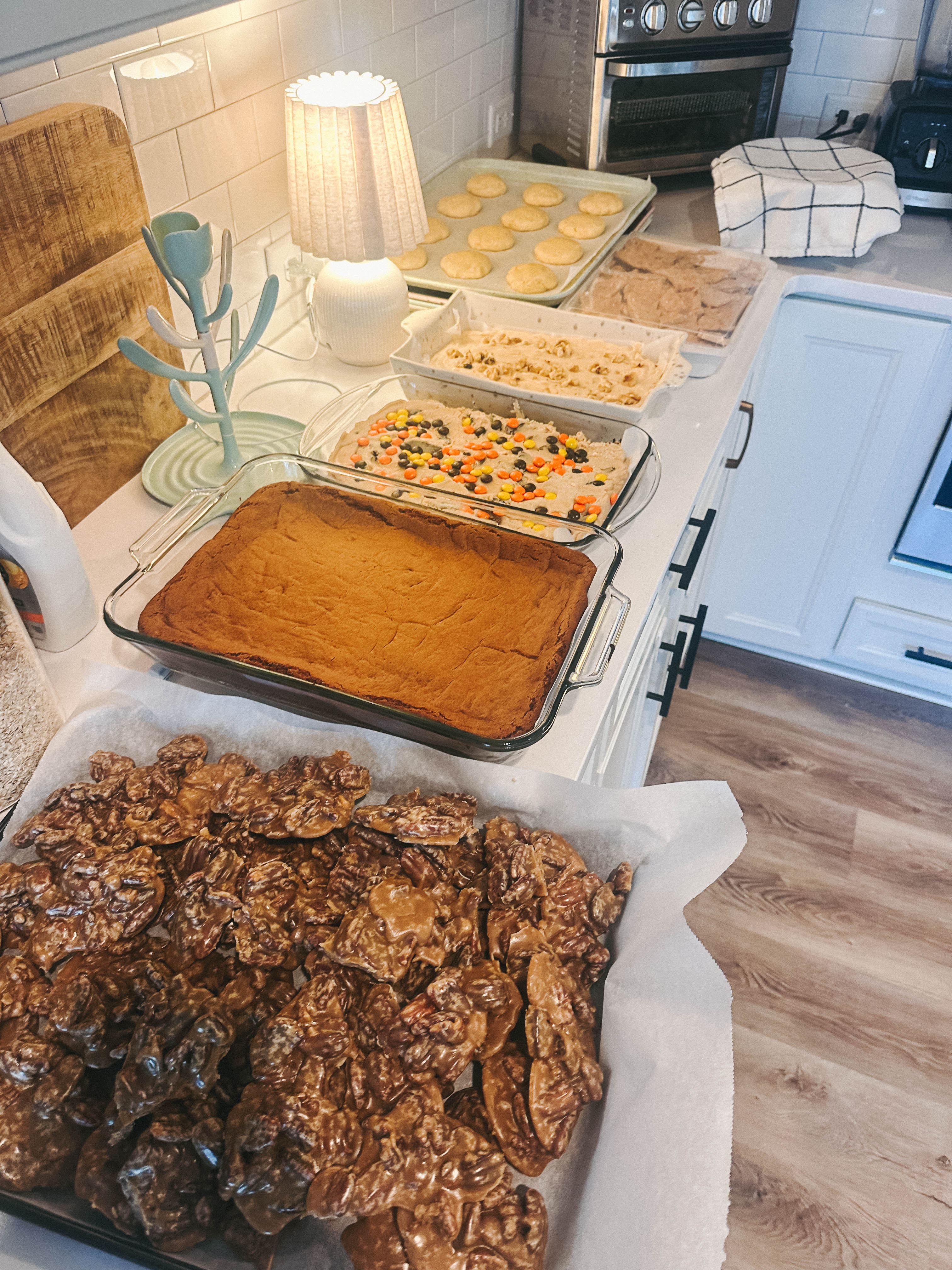 christmas recap, christmas morning, christmas blog, christmas decor, stockings, presents, toddler, dinner, table setting, home, lifestyle, blogging, motherhood, matching family pajamas, menu, holiday dinner, holiday celebrations, christmas day, pecan brownie pie, lottery pong, toddler gifts, cozy fireplace, cookies for santa, recap