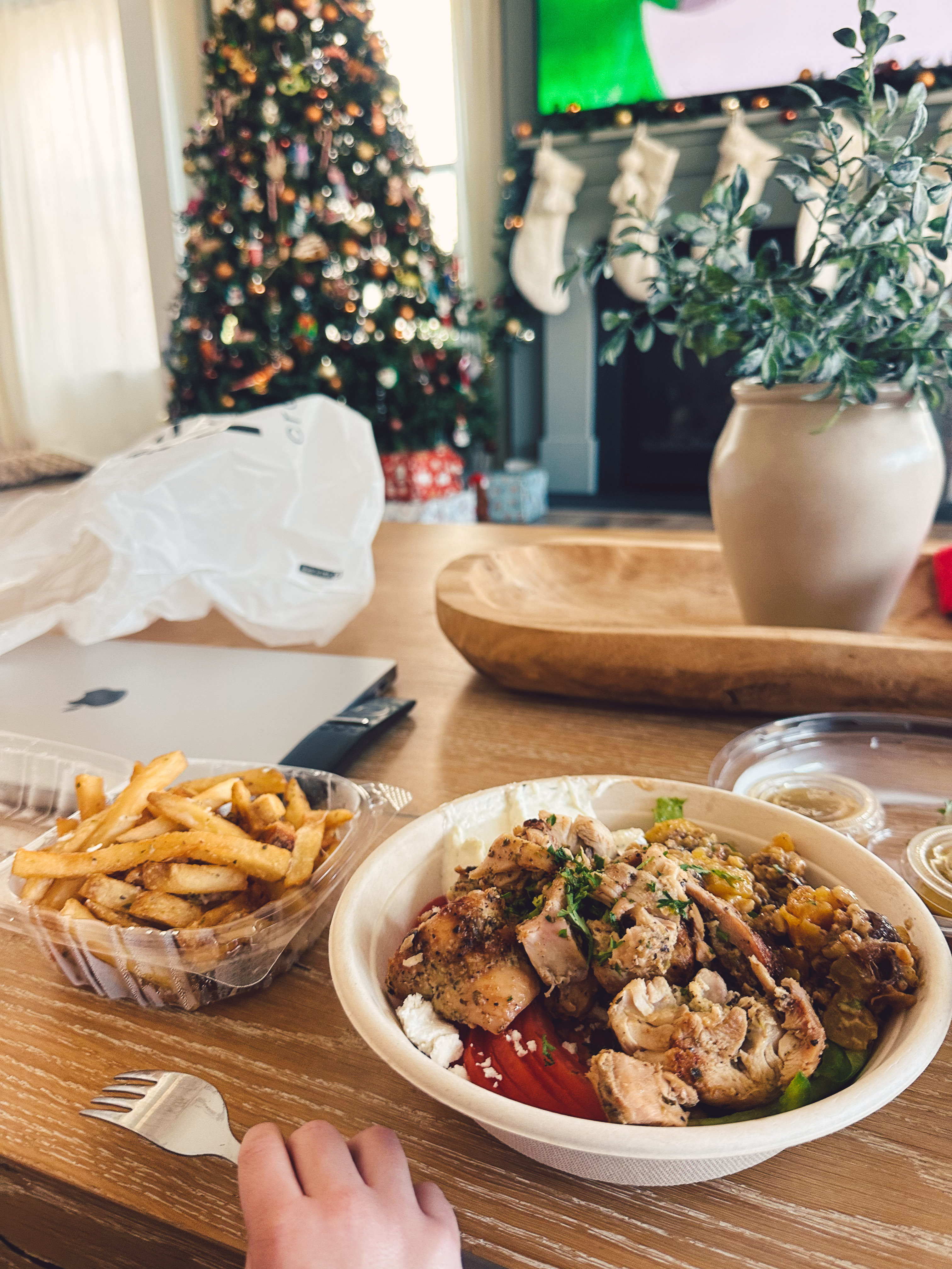 christmas recap, christmas morning, christmas blog, christmas decor, stockings, presents, toddler, dinner, table setting, home, lifestyle, blogging, motherhood, matching family pajamas, menu, holiday dinner, holiday celebrations, christmas day, pecan brownie pie, lottery pong, toddler gifts, cozy fireplace, cookies for santa, recap