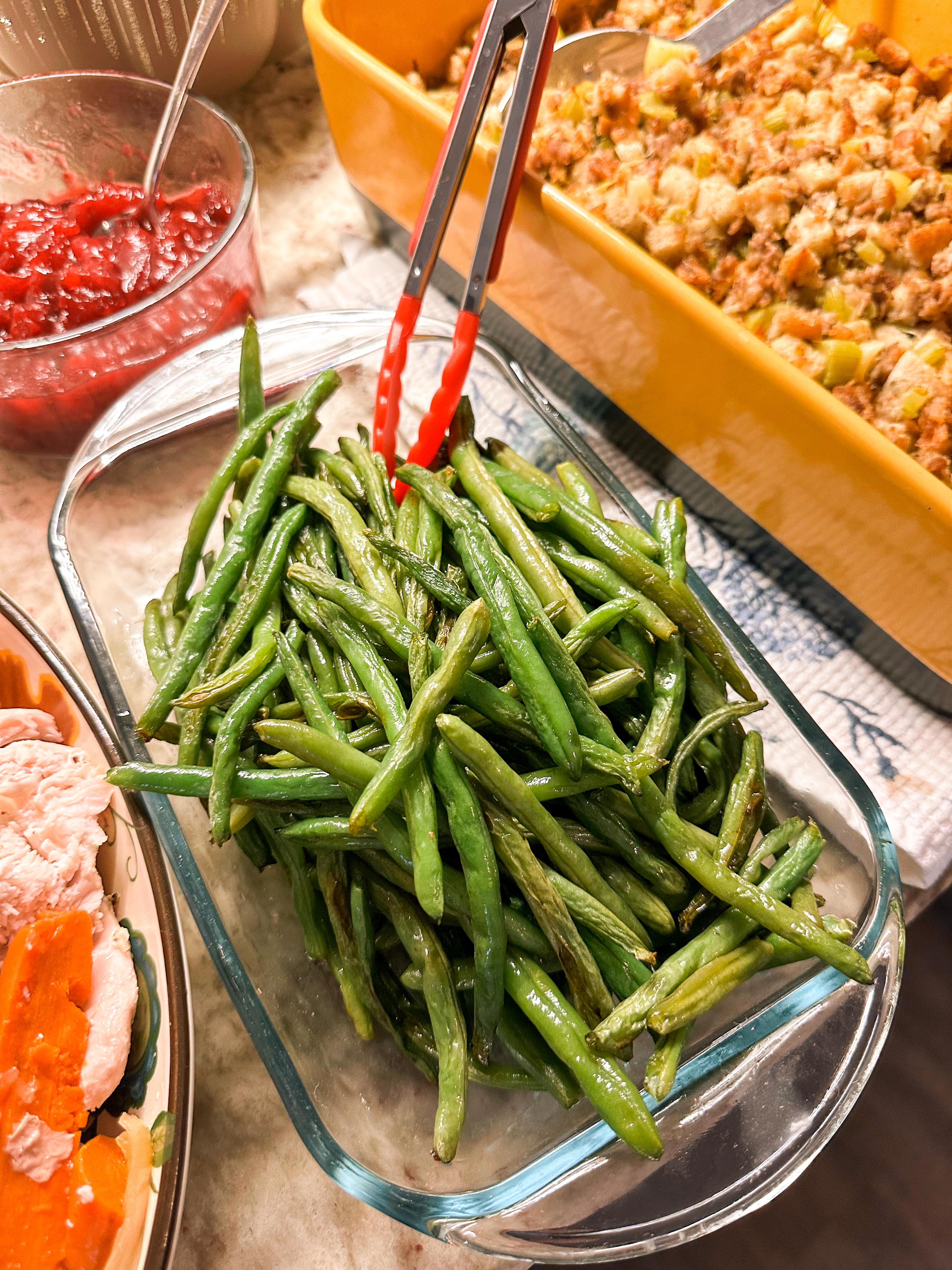 bush n vine, thanksgiving, fall, farms, november, thanksgiving with family, kids, fort mill sc, charlotte, weekly recap blog, mom blog, motherhood, lifestyle blogger, ilios, baking, cheesecake, pregnancy, cranberry sauce, sourdough rolls, turkey, ham, stuffing, green beans, fre wine