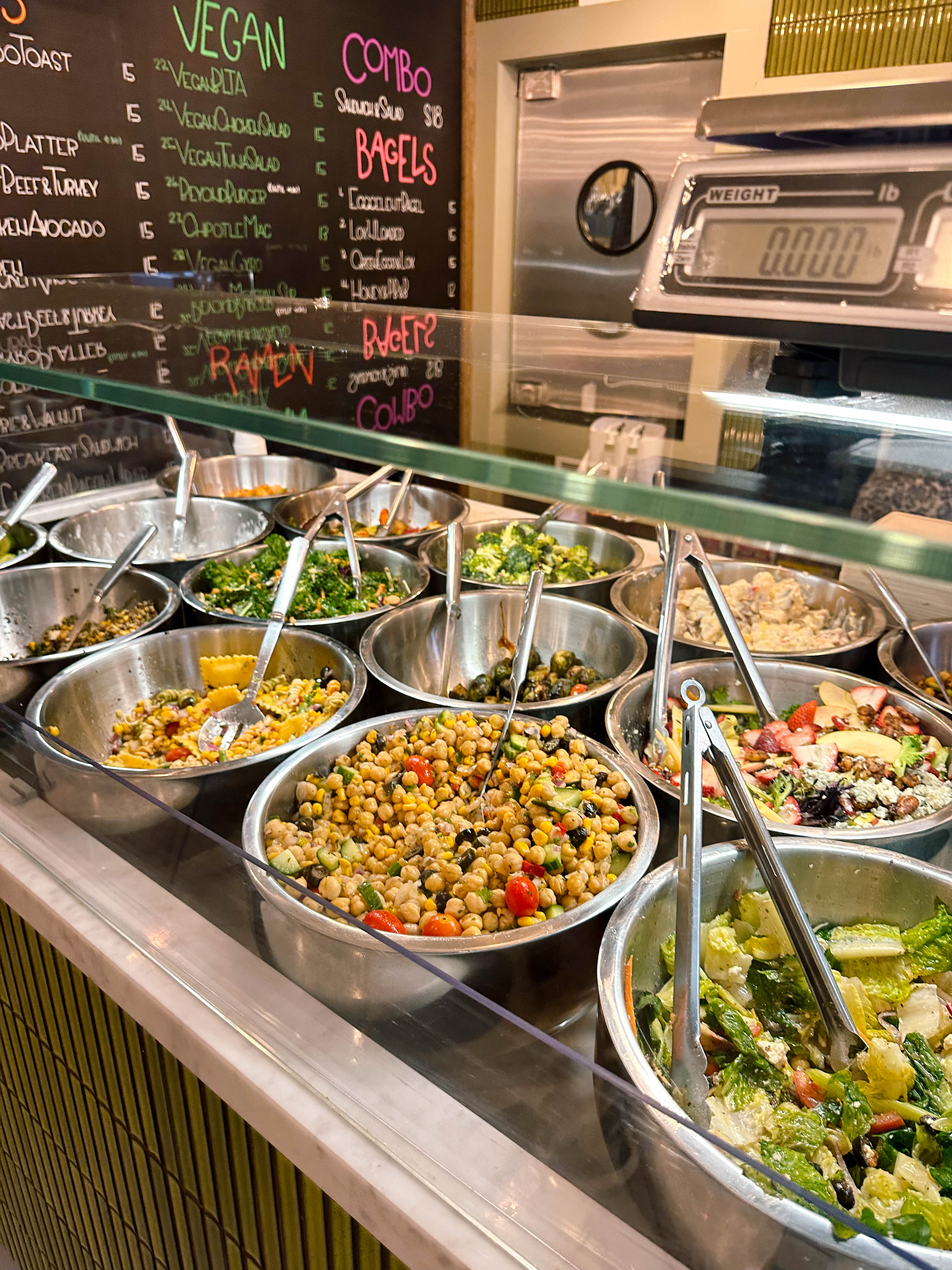 road trip, thanksgiving, lifestyle blogger, charlotte, savannah, florida, thanksgiving, urban deli, lunch spot in savannah, franklins coffee shop