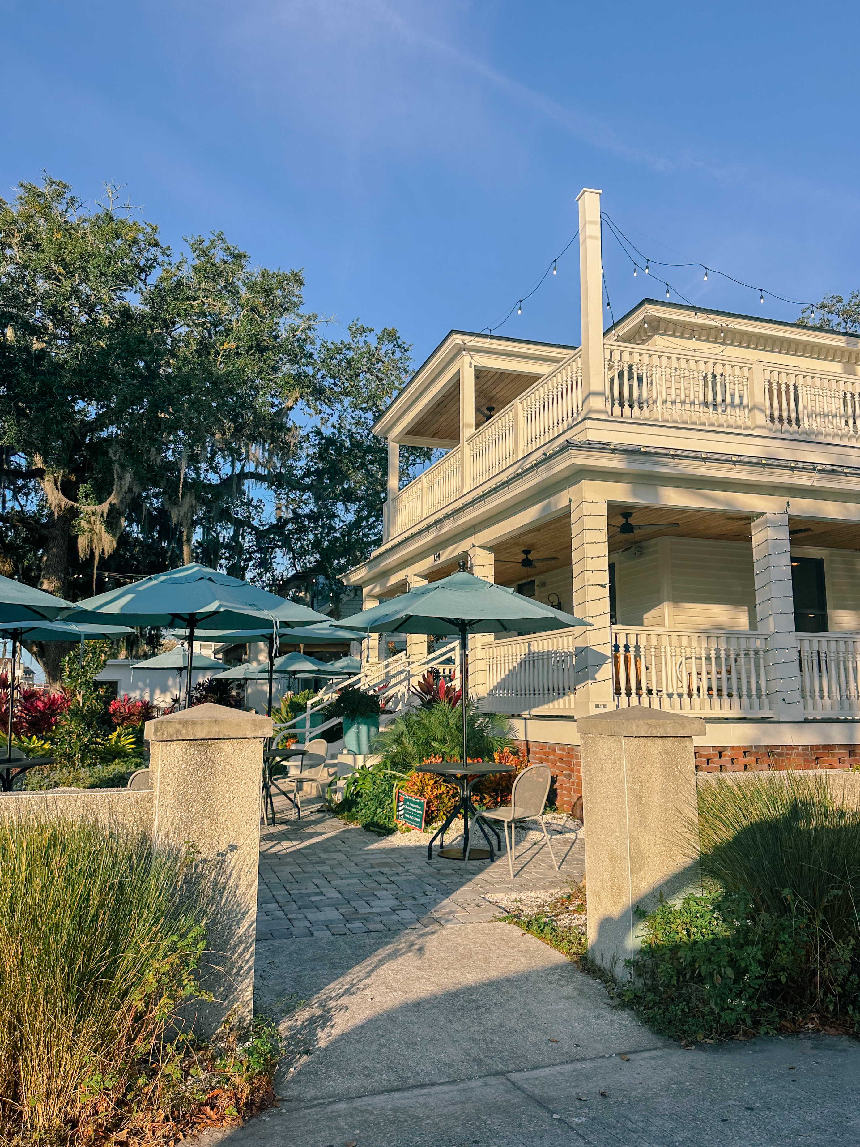 st augustine, florida, road trip, travel with toddler, kids travel, car ride fun, lunch, columbia restaurant, downtown st augustine, travel, breakfast, southern grounds and co