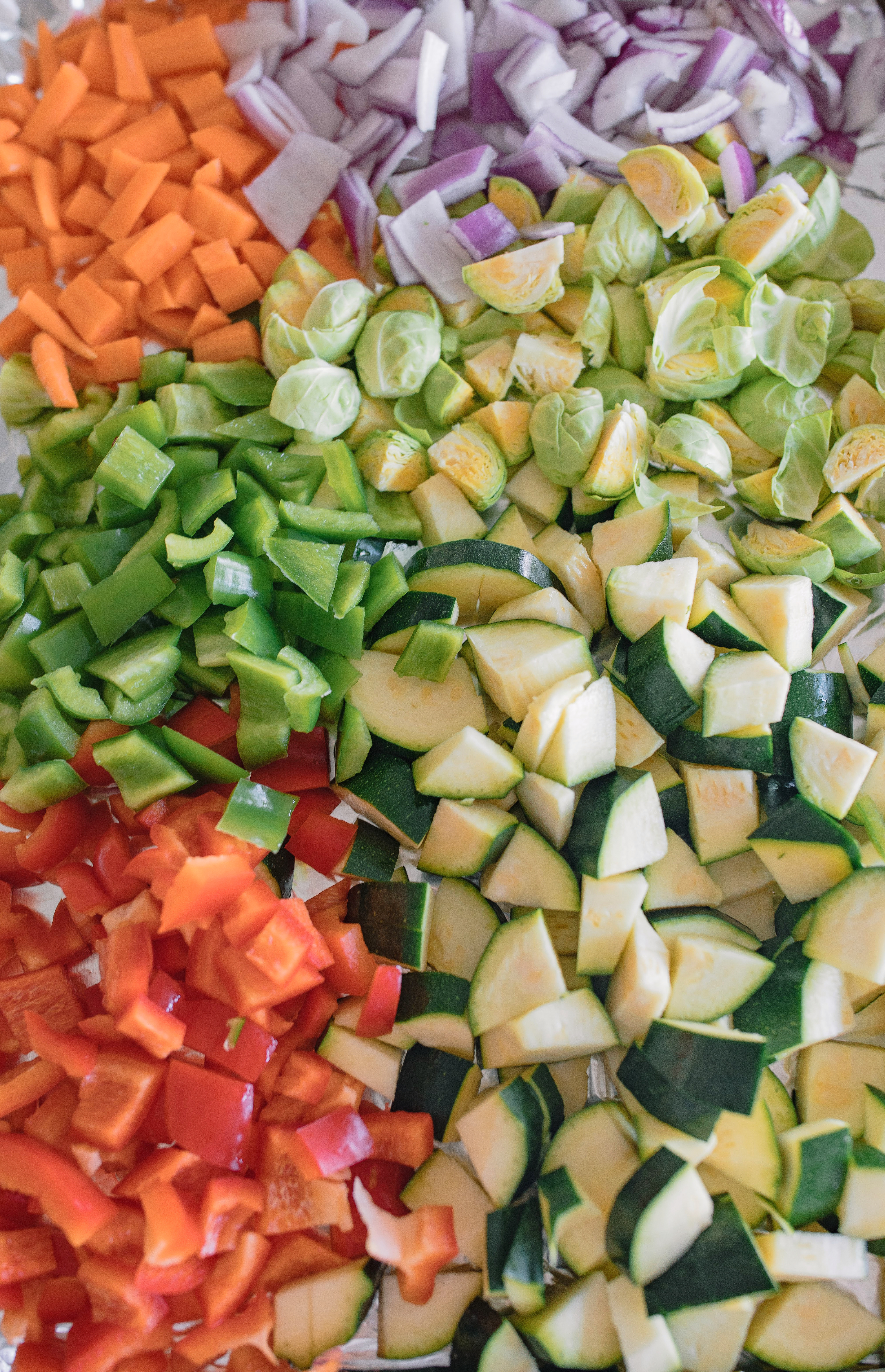 healthy recipes, healthy meal plan, vegetable, roasted veggie pasta, chicken sausage, red pepper, easy recipe, family meals, healthy eating, week night simple, lifestyle, healthy meals, high protein, high fiber, easy recipe for families, sheet pan, pasta, dinner, lunch, meal prep, eat better, healthy lifestyle, diet, plan ahead, chicken sausage