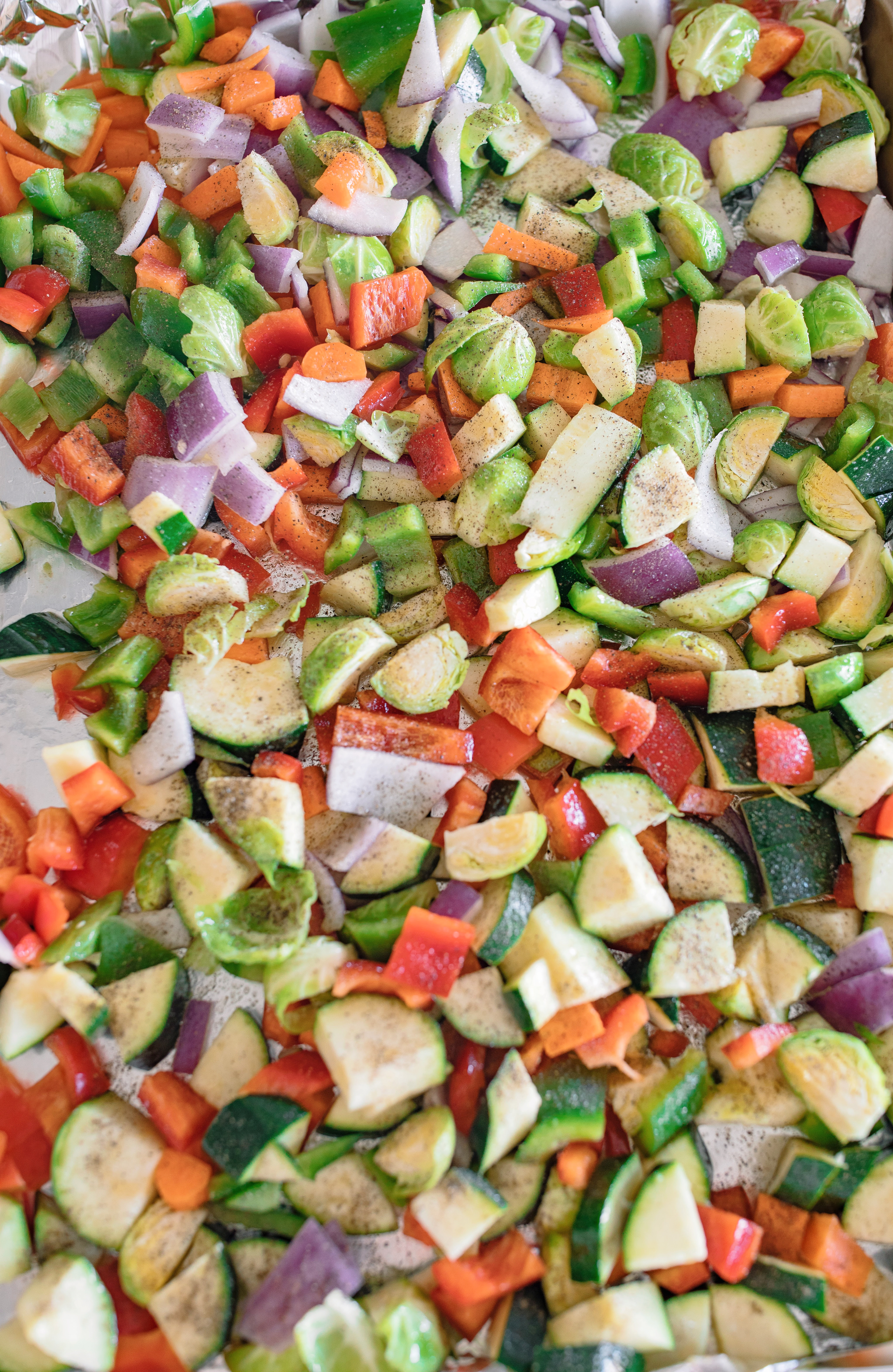 healthy recipes, healthy meal plan, vegetable, roasted veggie pasta, chicken sausage, red pepper, easy recipe, family meals, healthy eating, week night simple, lifestyle, healthy meals, high protein, high fiber, easy recipe for families, sheet pan, pasta, dinner, lunch, meal prep, eat better, healthy lifestyle, diet, plan ahead, chicken sausage