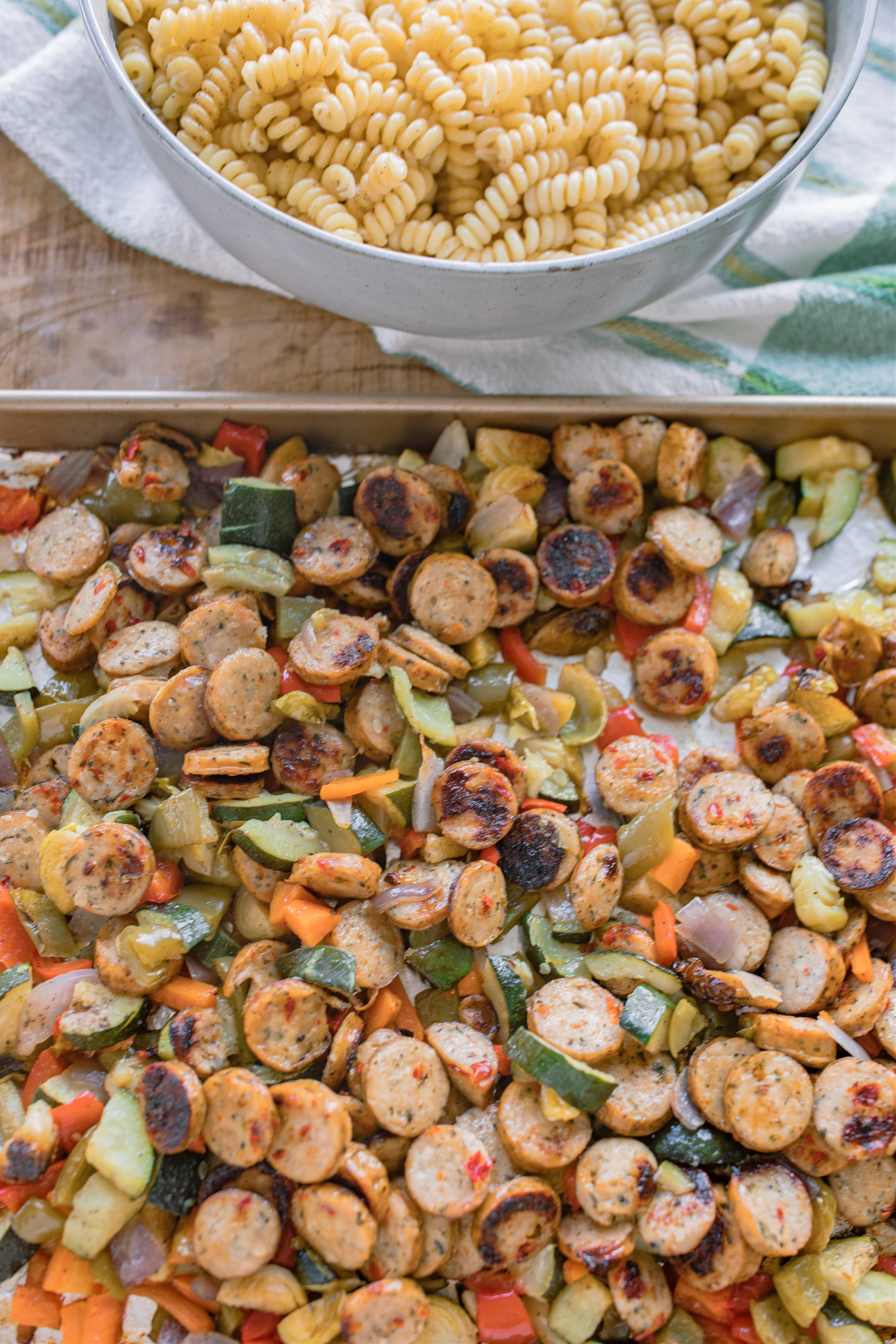 healthy recipes, healthy meal plan, vegetable, roasted veggie pasta, chicken sausage, red pepper, easy recipe, family meals, healthy eating, week night simple, lifestyle, healthy meals, high protein, high fiber, easy recipe for families, sheet pan, pasta, dinner, lunch, meal prep, eat better, healthy lifestyle, diet, plan ahead, chicken sausage